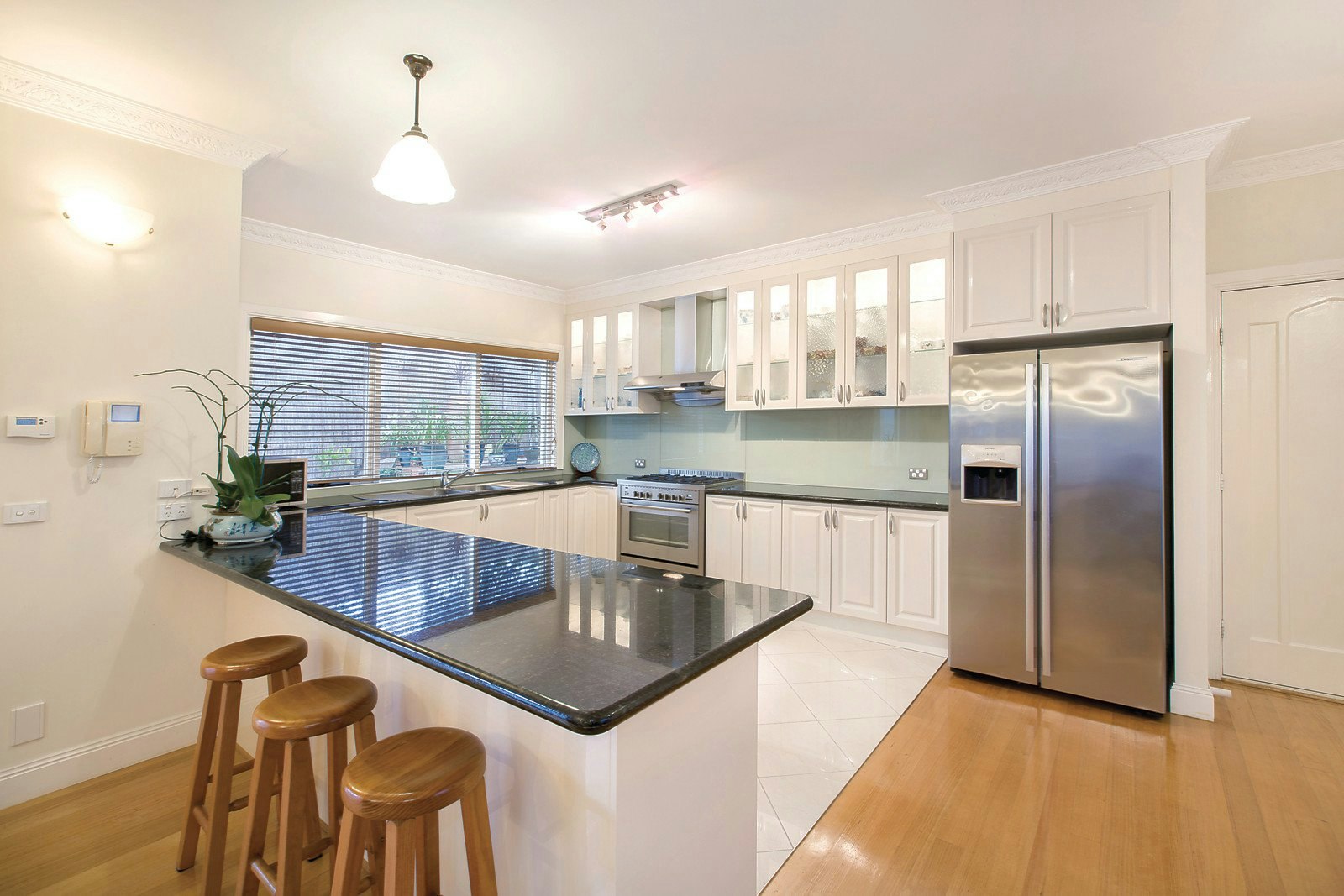 25 Somerset Road, Glen Iris, VIC