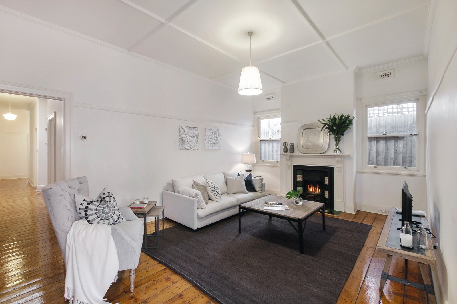 11 Canterbury Road, Toorak - Thumbnail 2