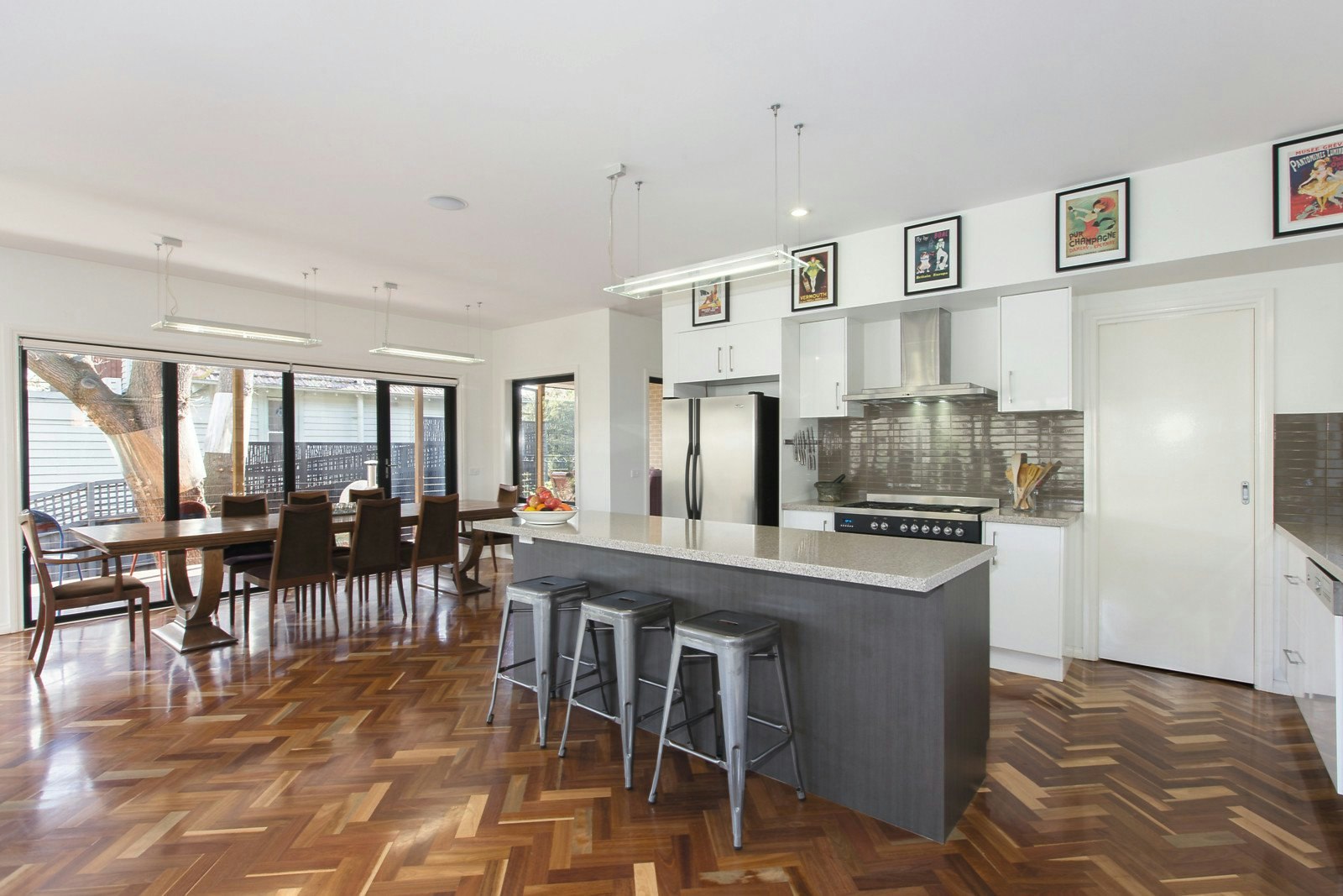 10 Brixton Rise, Glen Iris, VIC