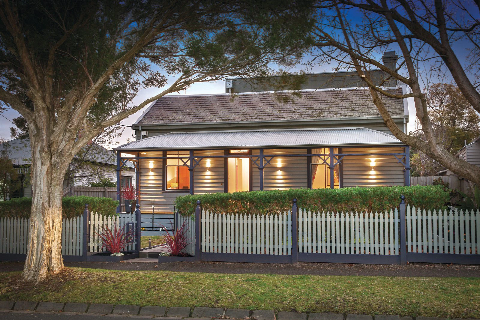 66 Middlesex Road, Surrey Hills, VIC