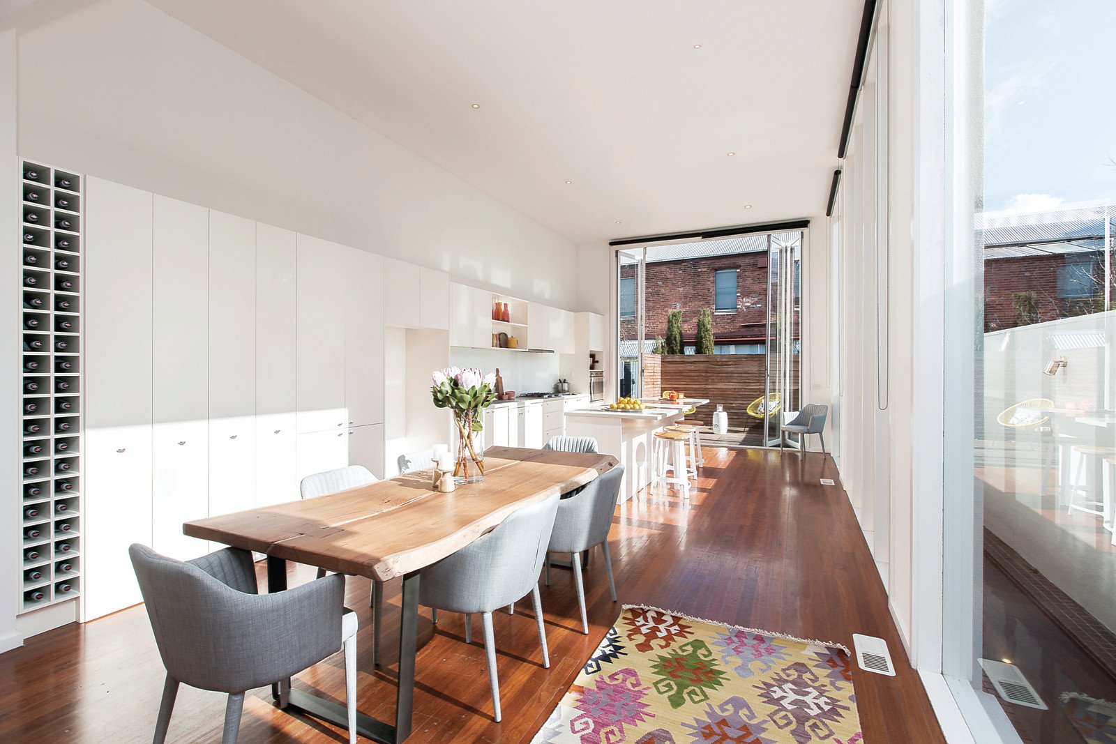 27 Canterbury Road, Toorak - Thumbnail 2