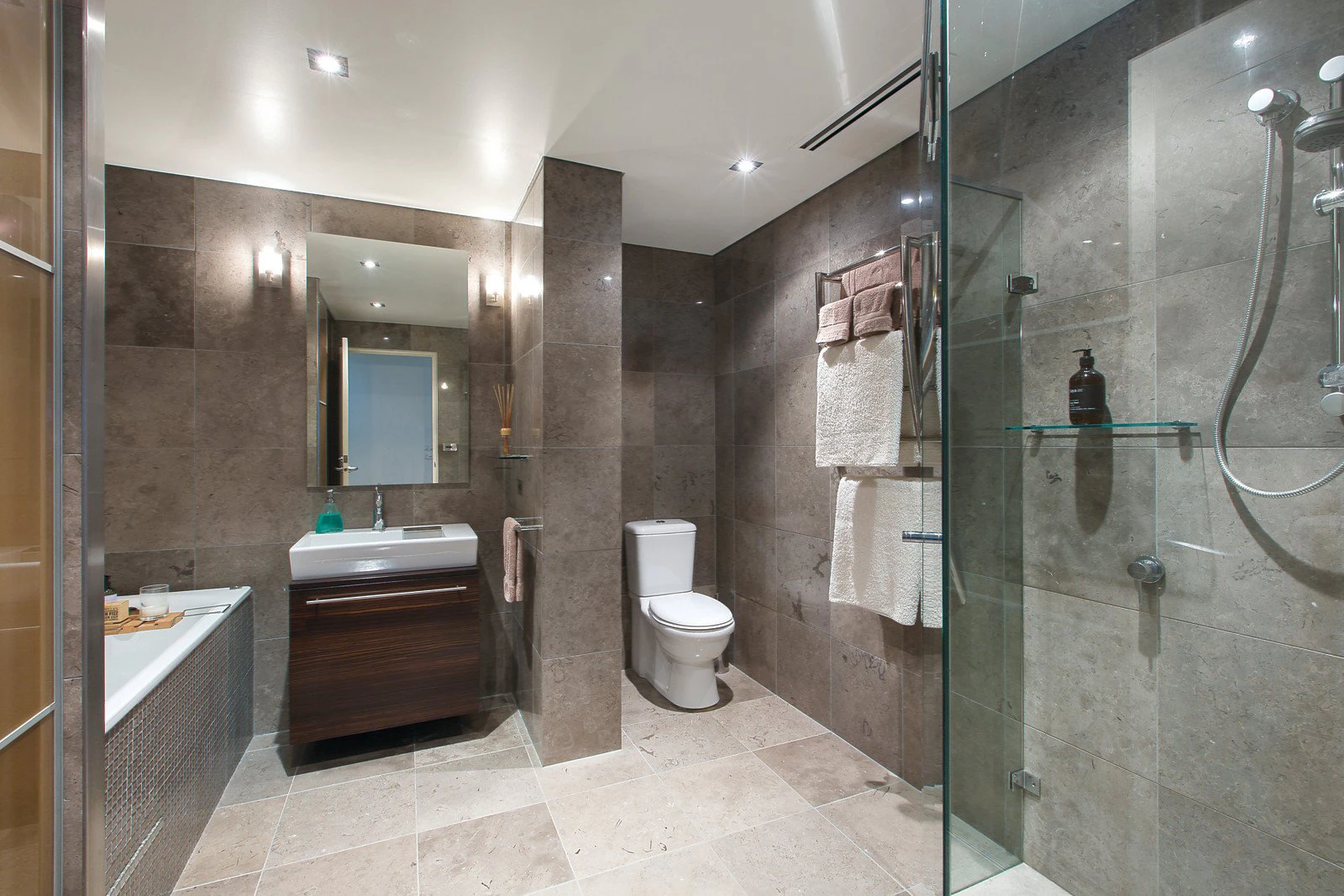 1/78 Wells Street, Southbank, VIC