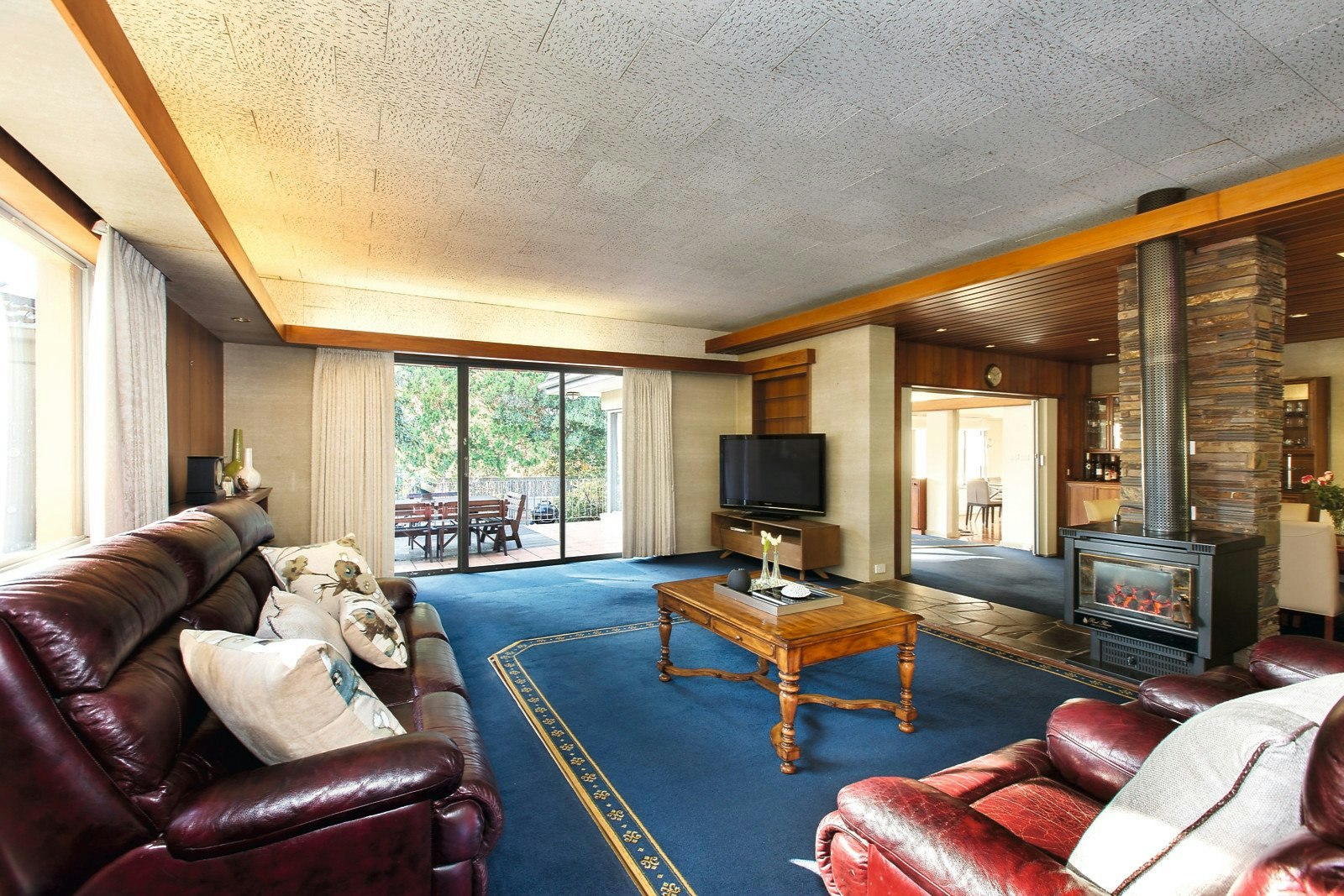 28 Carn Avenue, Ivanhoe, VIC