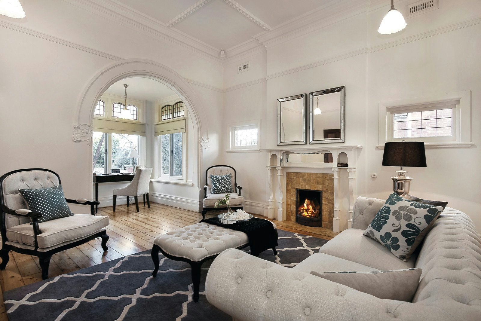 1 Balwyn Road, Canterbury, VIC