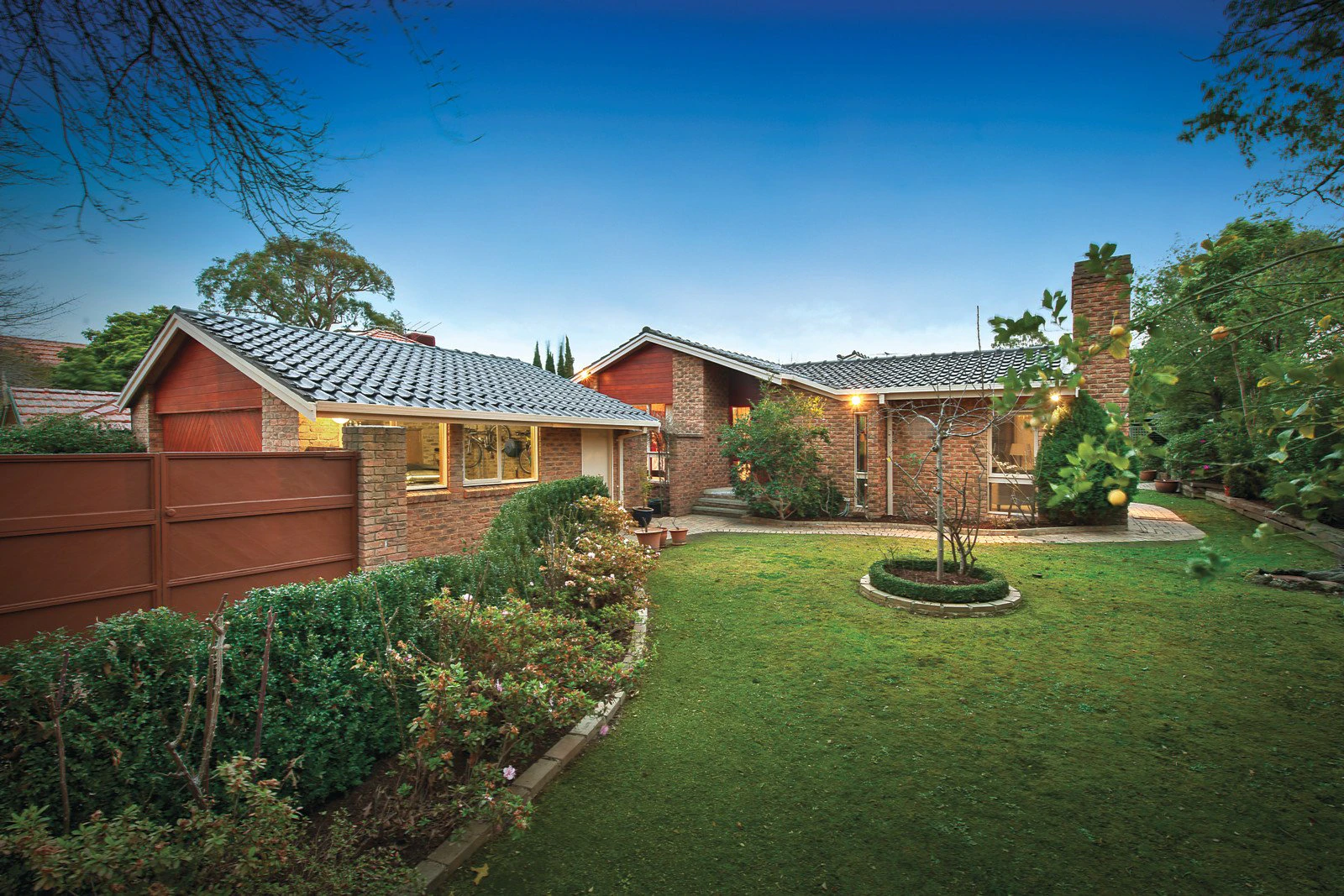 35 Pine Street, Surrey Hills, VIC