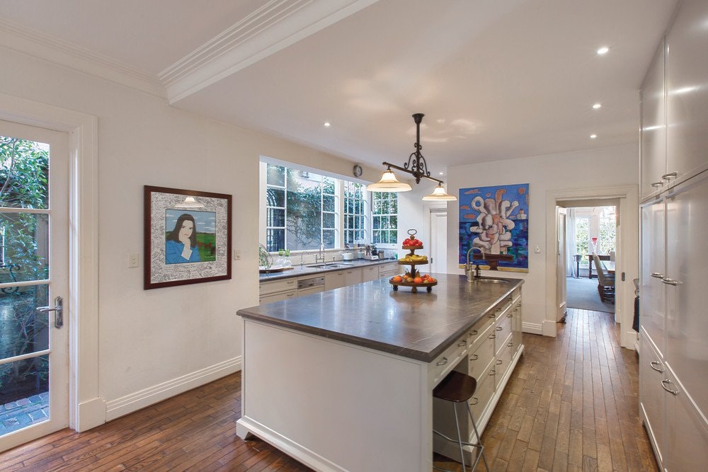 28 Irving Road, Toorak, VIC