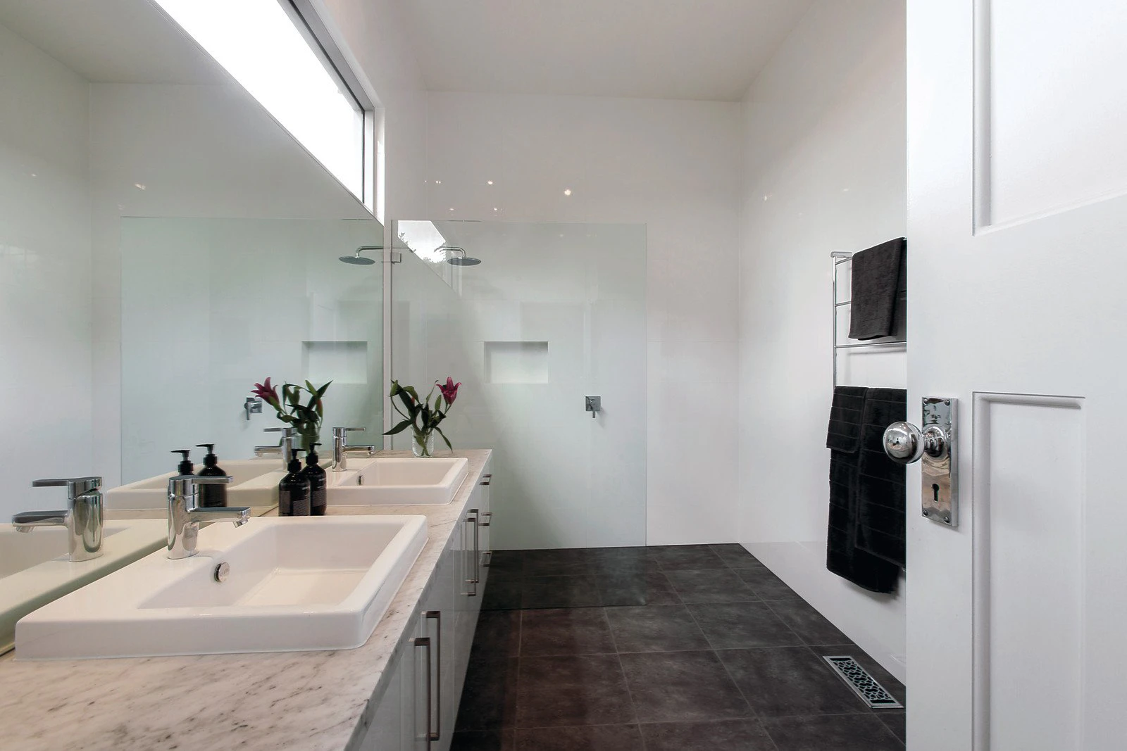 34 Warburton Road, Canterbury, VIC