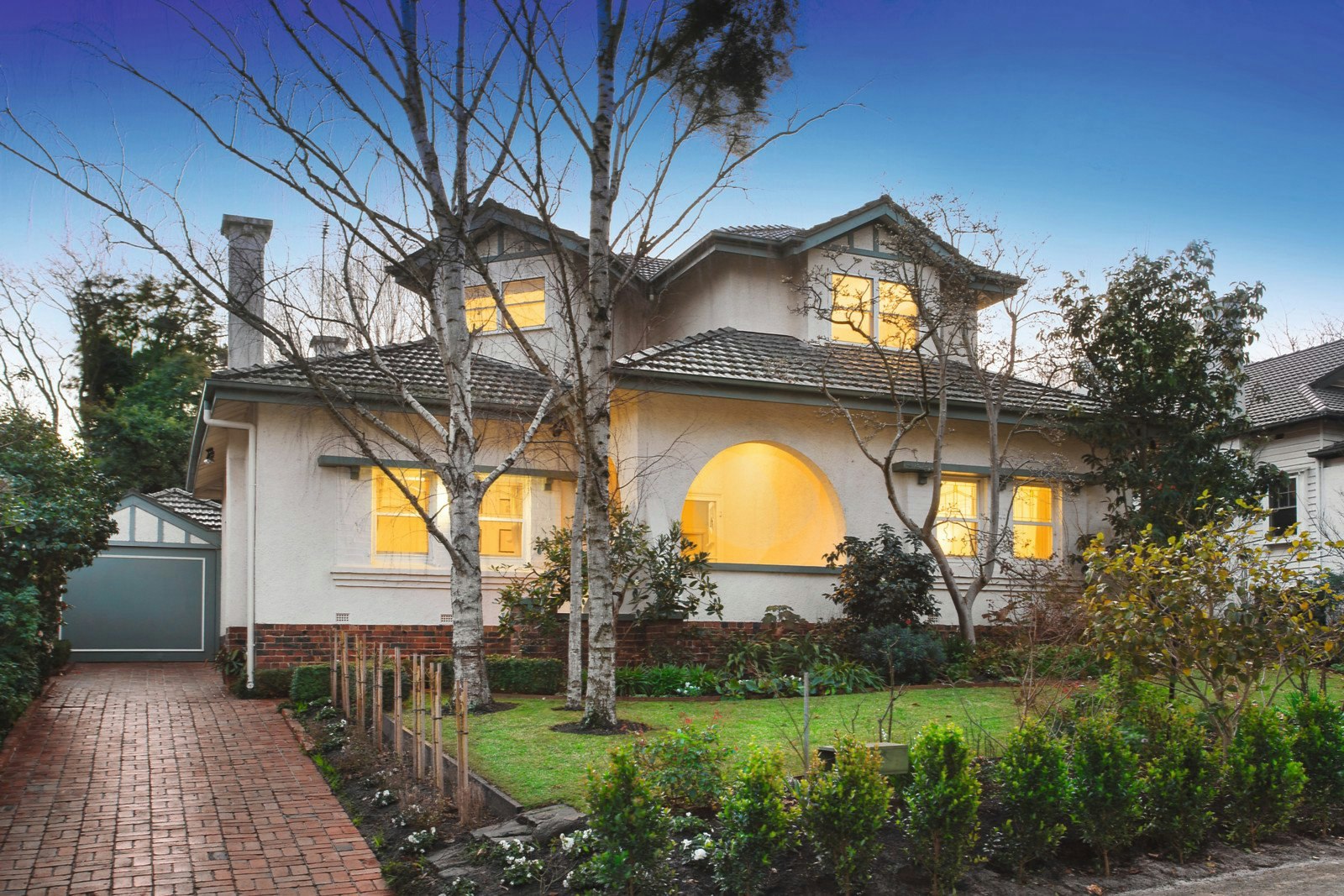 13 Hopetoun Avenue, Canterbury, VIC