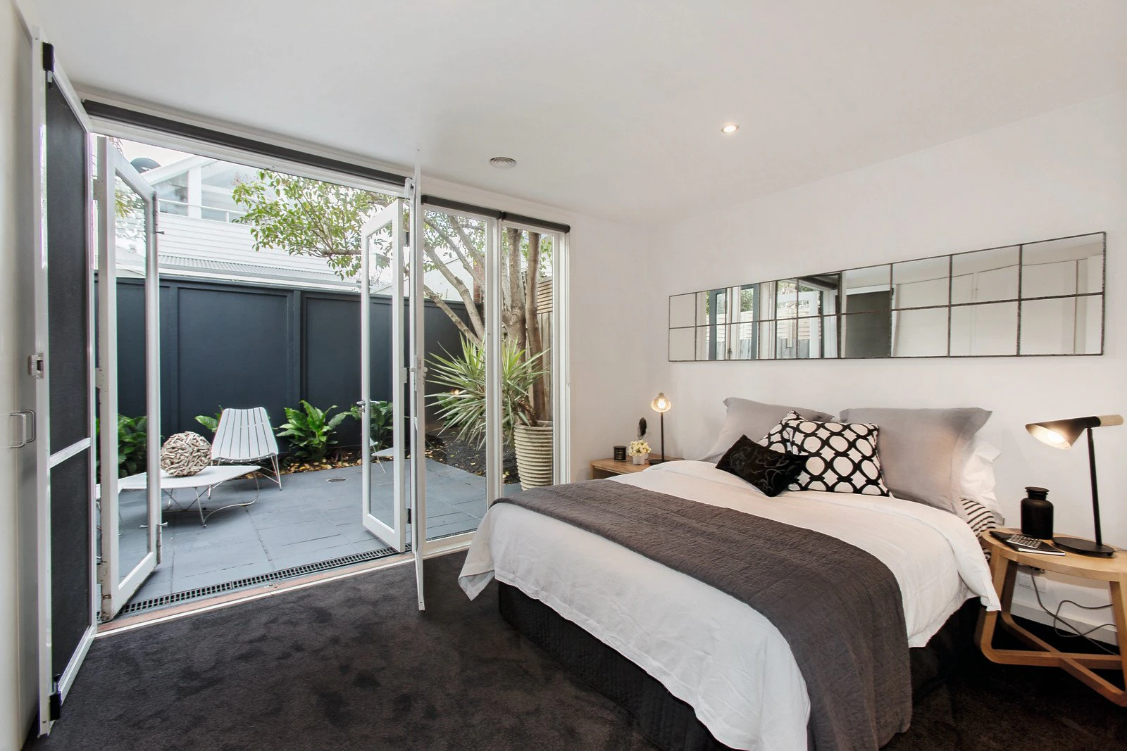 29d Little Page Street, Albert Park, VIC