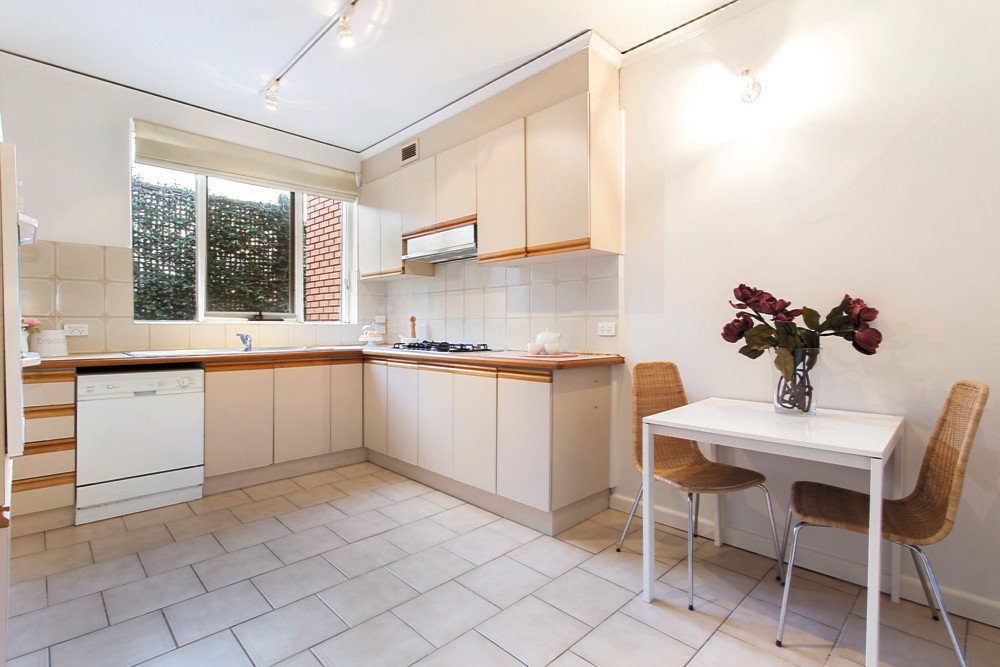 8/28 Power Street, Toorak - Thumbnail 3