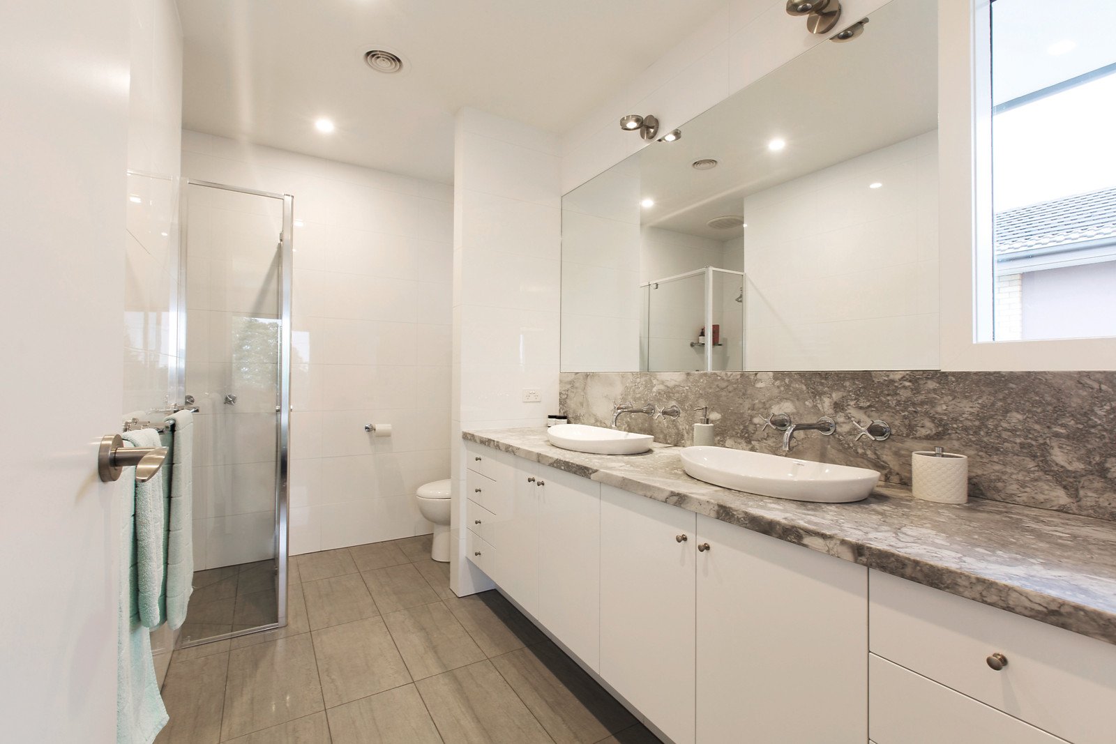 75 Raynes Park Road, Hampton - Thumbnail 8