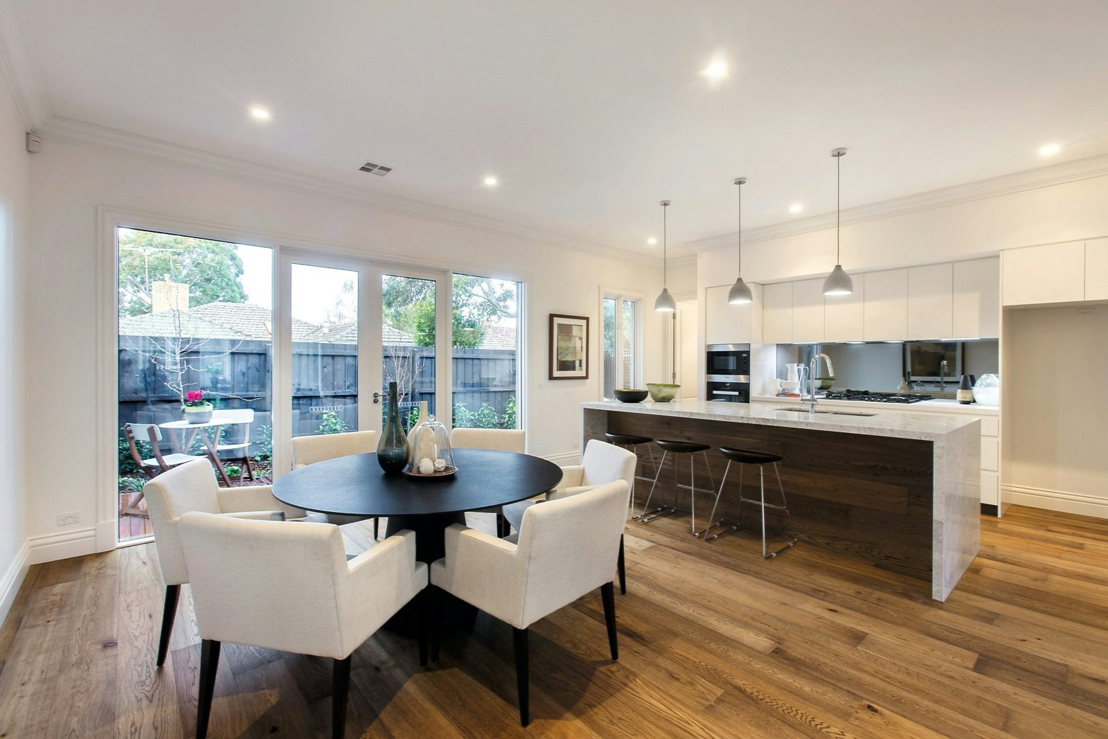 20 Wolseley Close, Mont Albert, VIC