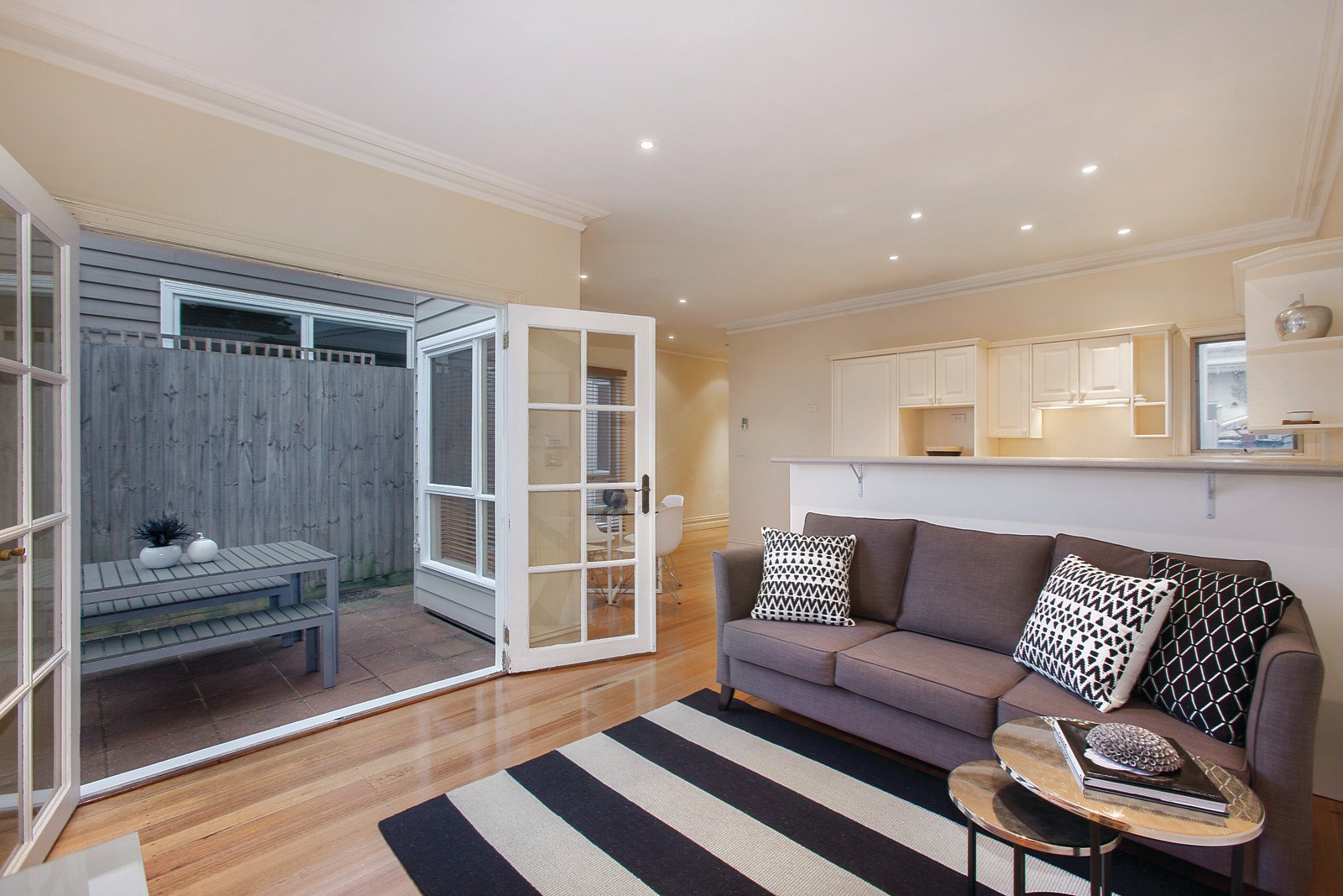 18 Oberon Avenue, Hawthorn East - Thumbnail 7
