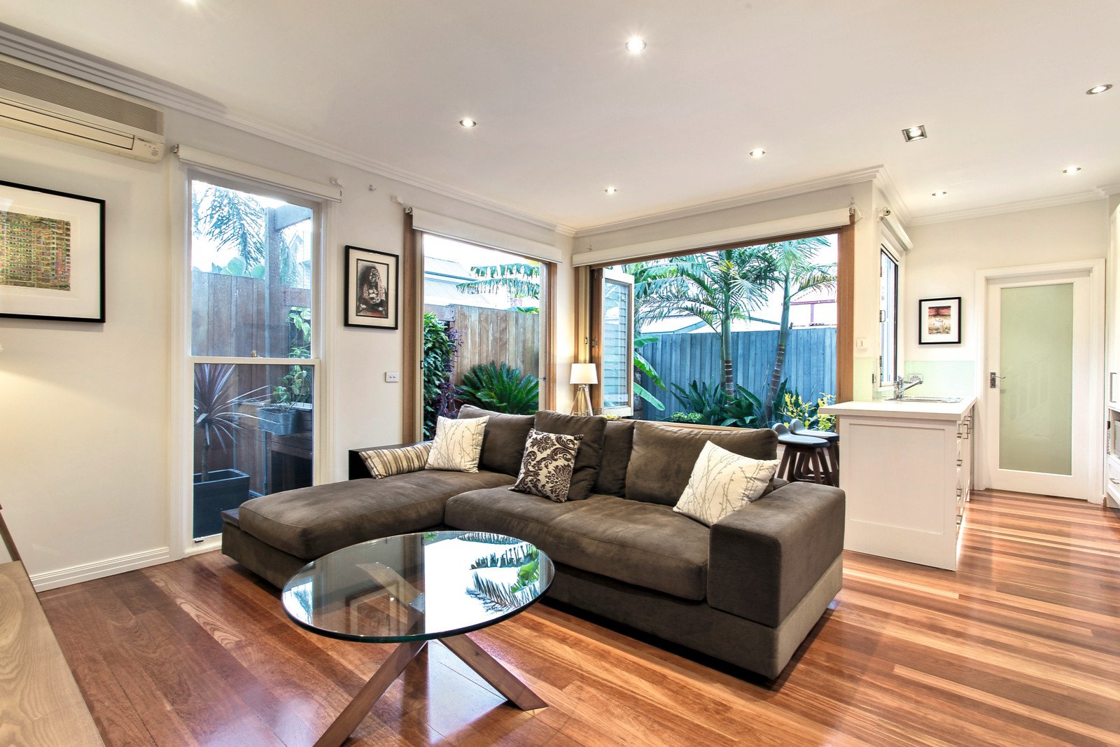 56 Fletcher Street, Hawthorn East - Thumbnail 2