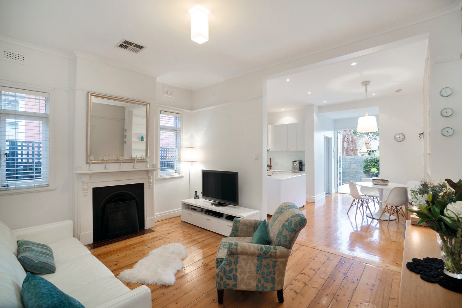 13 Godfrey Avenue, St Kilda East - Thumbnail 2