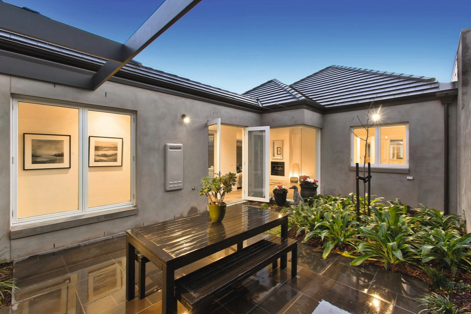 20 Wolseley Close, Mont Albert, VIC