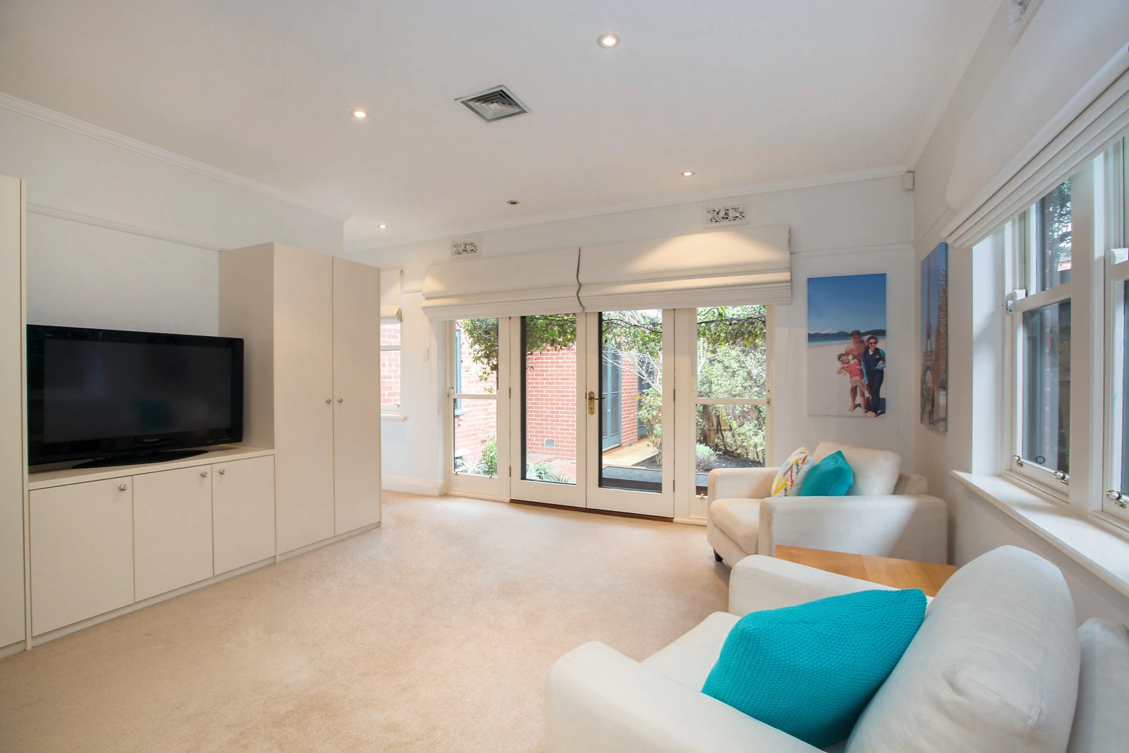 8 Wandeen Road, Glen Iris, VIC