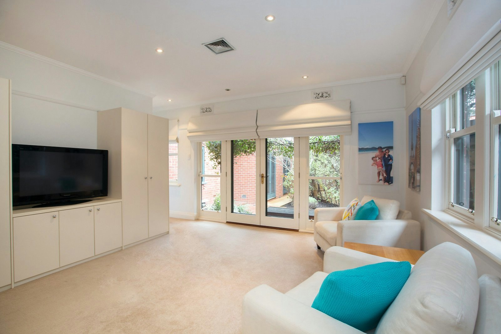 8 Wandeen Road, Glen Iris, VIC