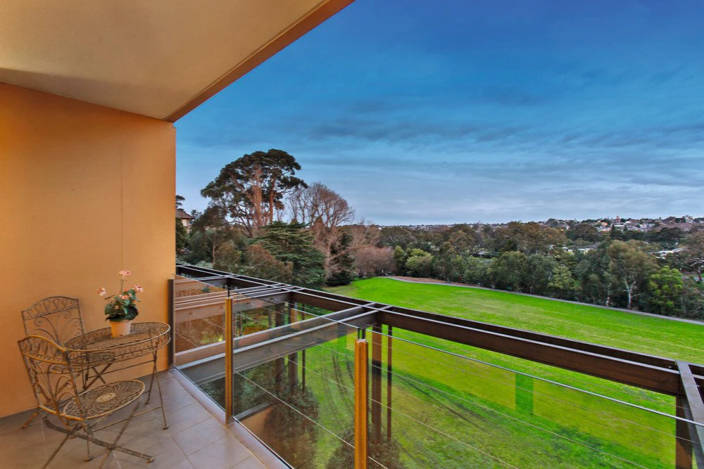 62/8 Wallen Road, Hawthorn, VIC