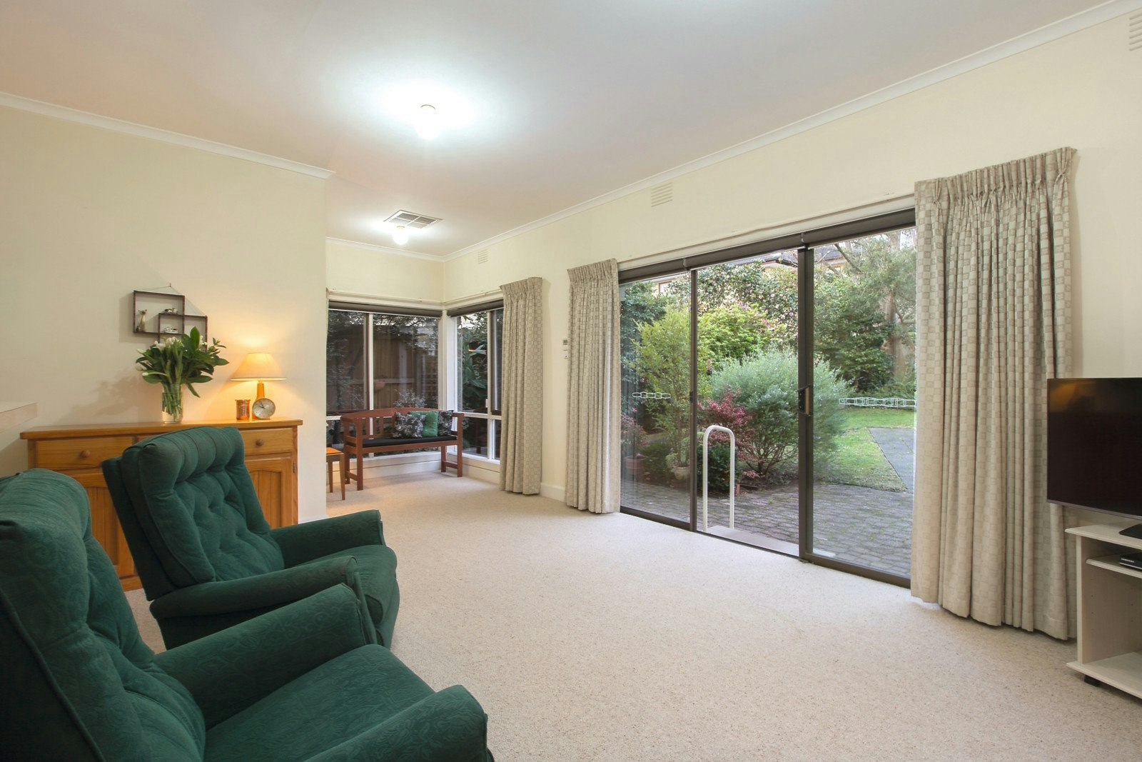 25 Nicholas Street, Ashburton, VIC