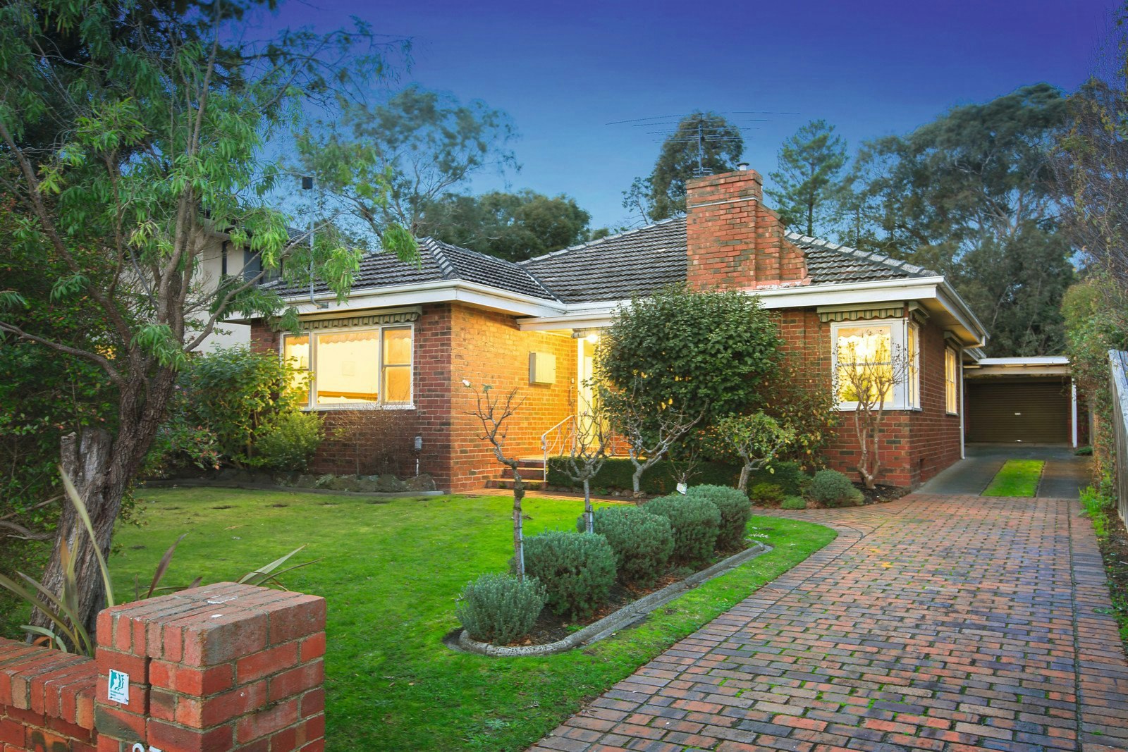 25 Nicholas Street, Ashburton, VIC