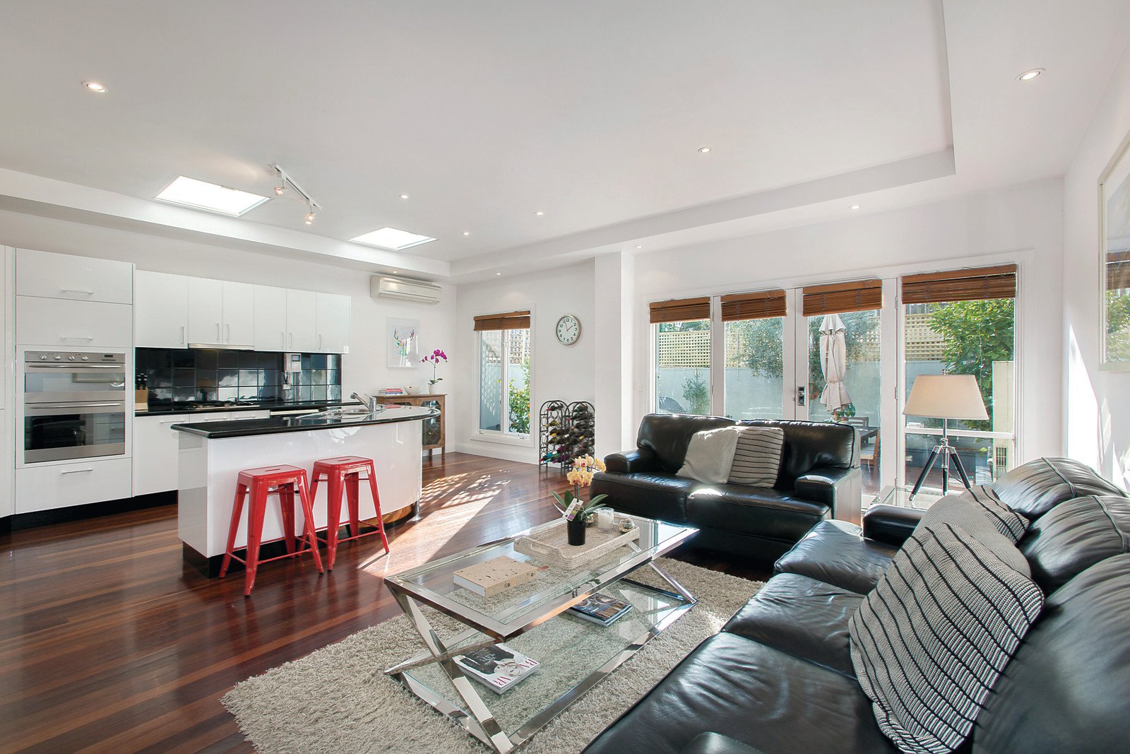 3 Kooyong Close, Hawthorn East - Thumbnail 2