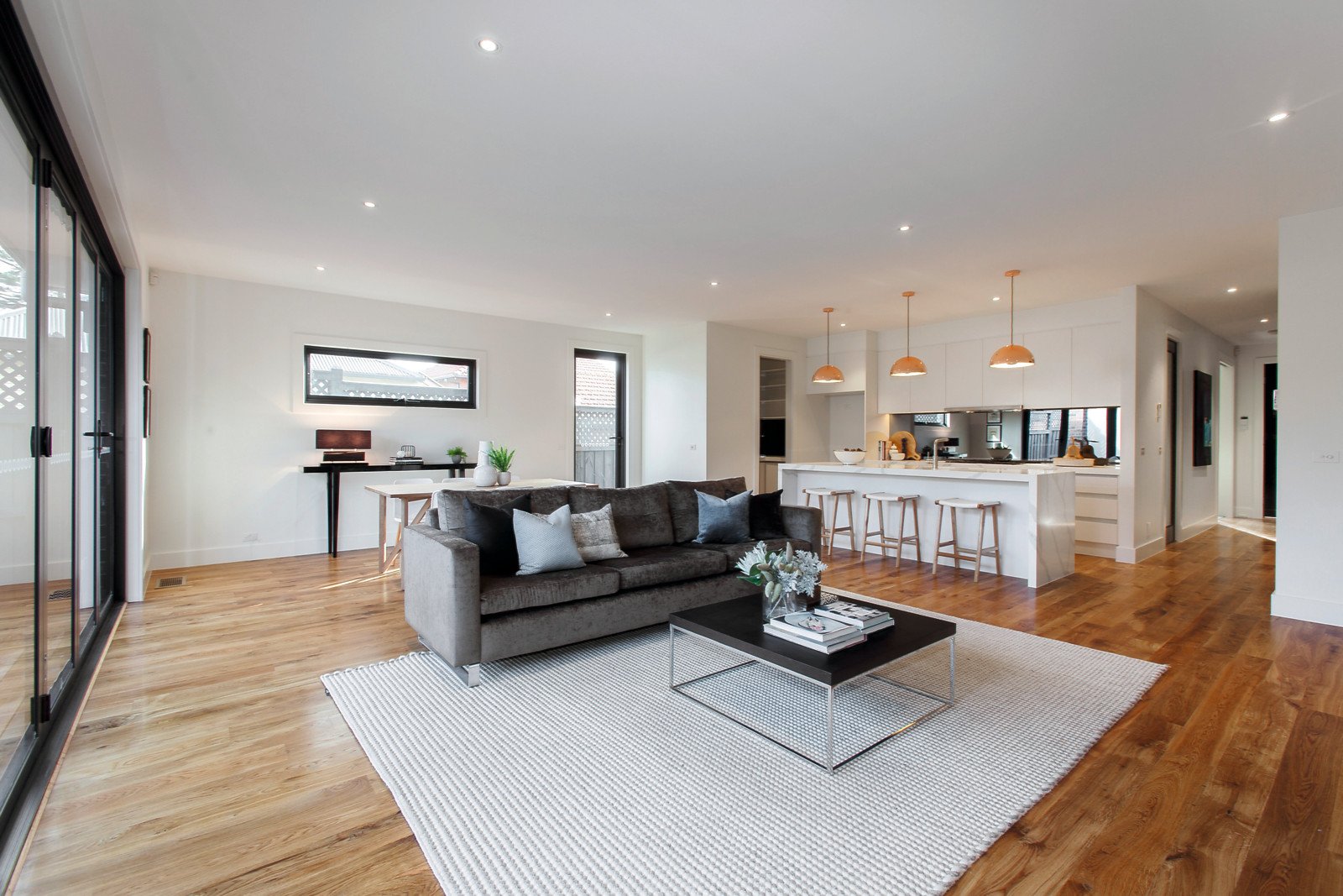 30 Kyarra Road, Glen Iris - Thumbnail 2