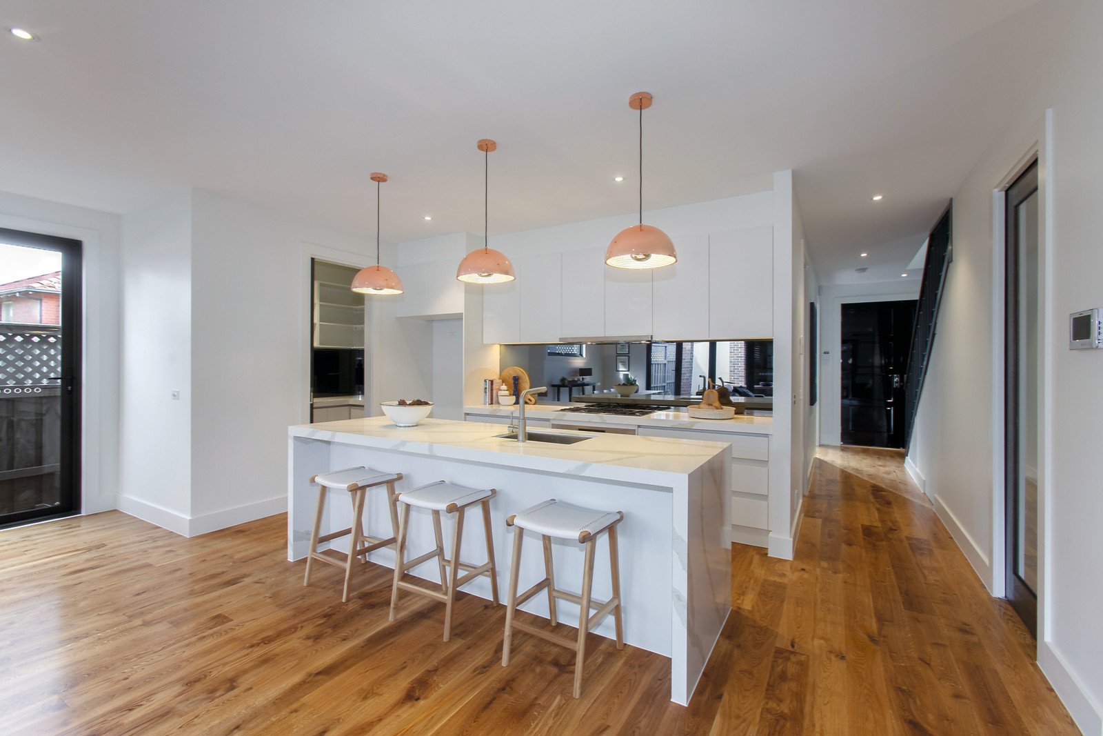 30 Kyarra Road, Glen Iris - Thumbnail 3