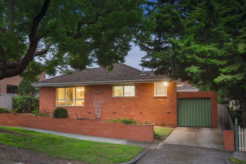 1/60 Barton Street, Surrey Hills, VIC