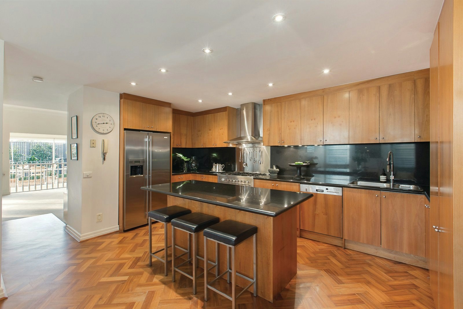 3/11 Monomeath Avenue, Toorak, VIC