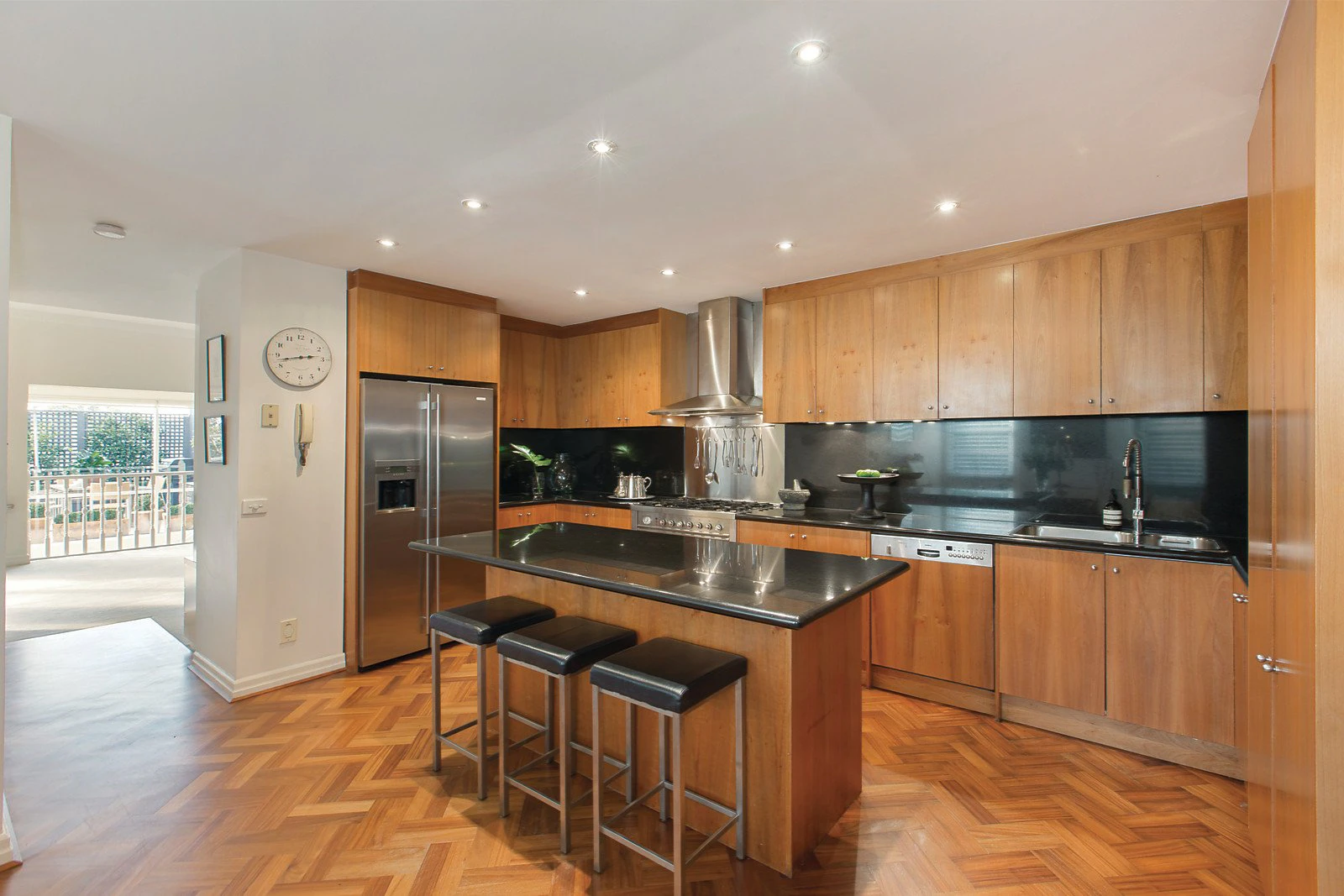 3/11 Monomeath Avenue, Toorak, VIC