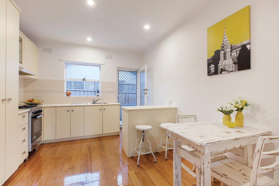 2/99 Normanby Road, Kew, VIC