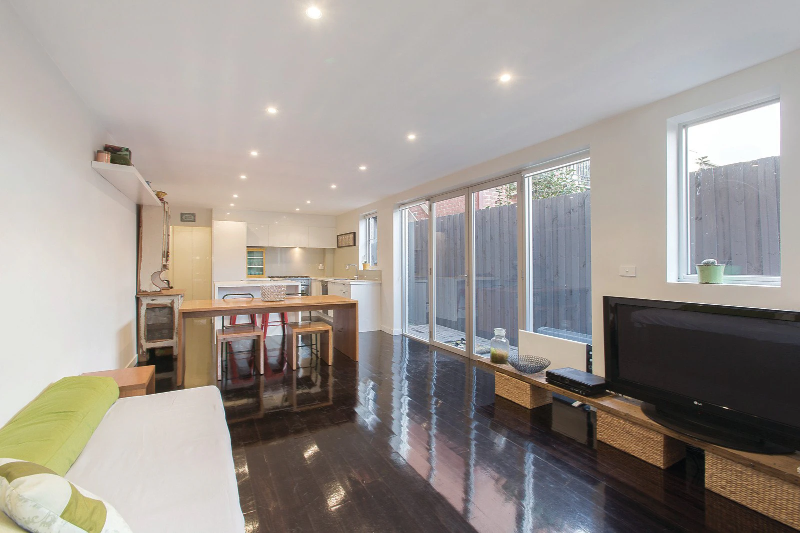 110 Canterbury Place, Middle Park, VIC