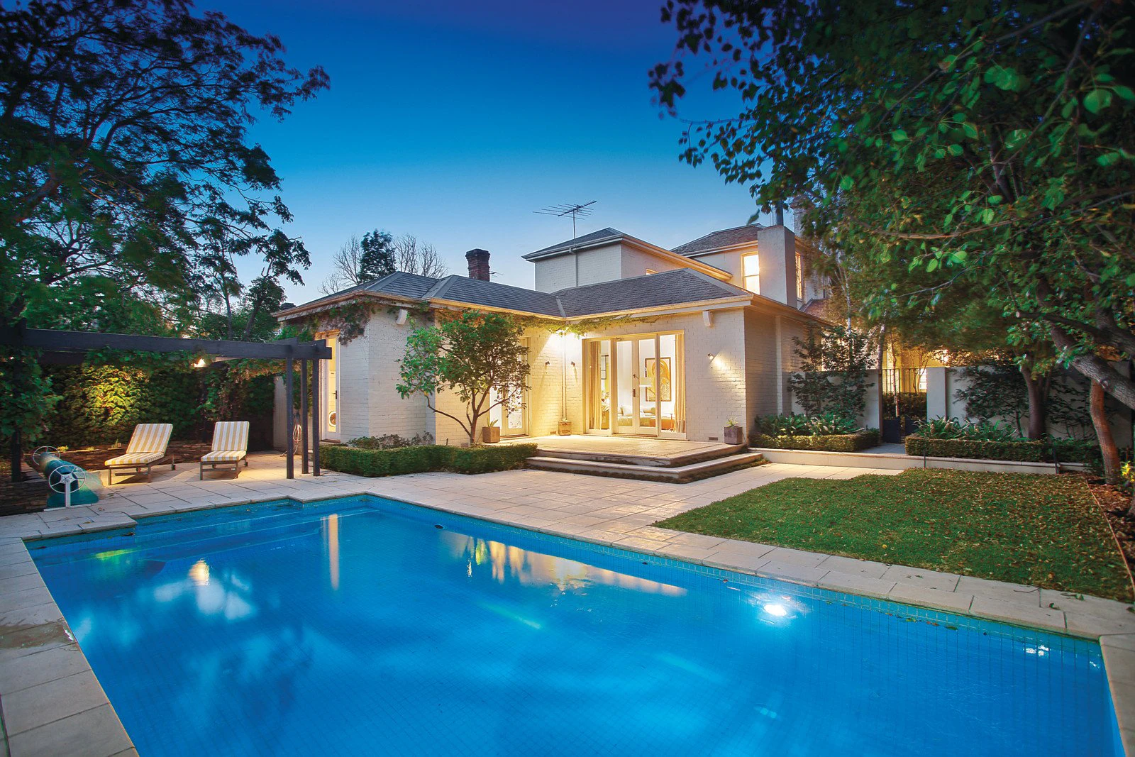 1010-1012 Malvern Road, Armadale, VIC