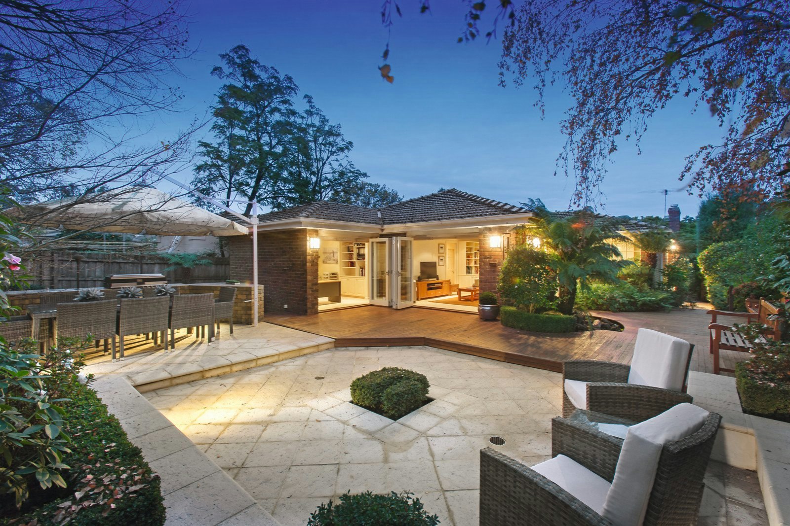 34 Athelstan Road, Camberwell, VIC