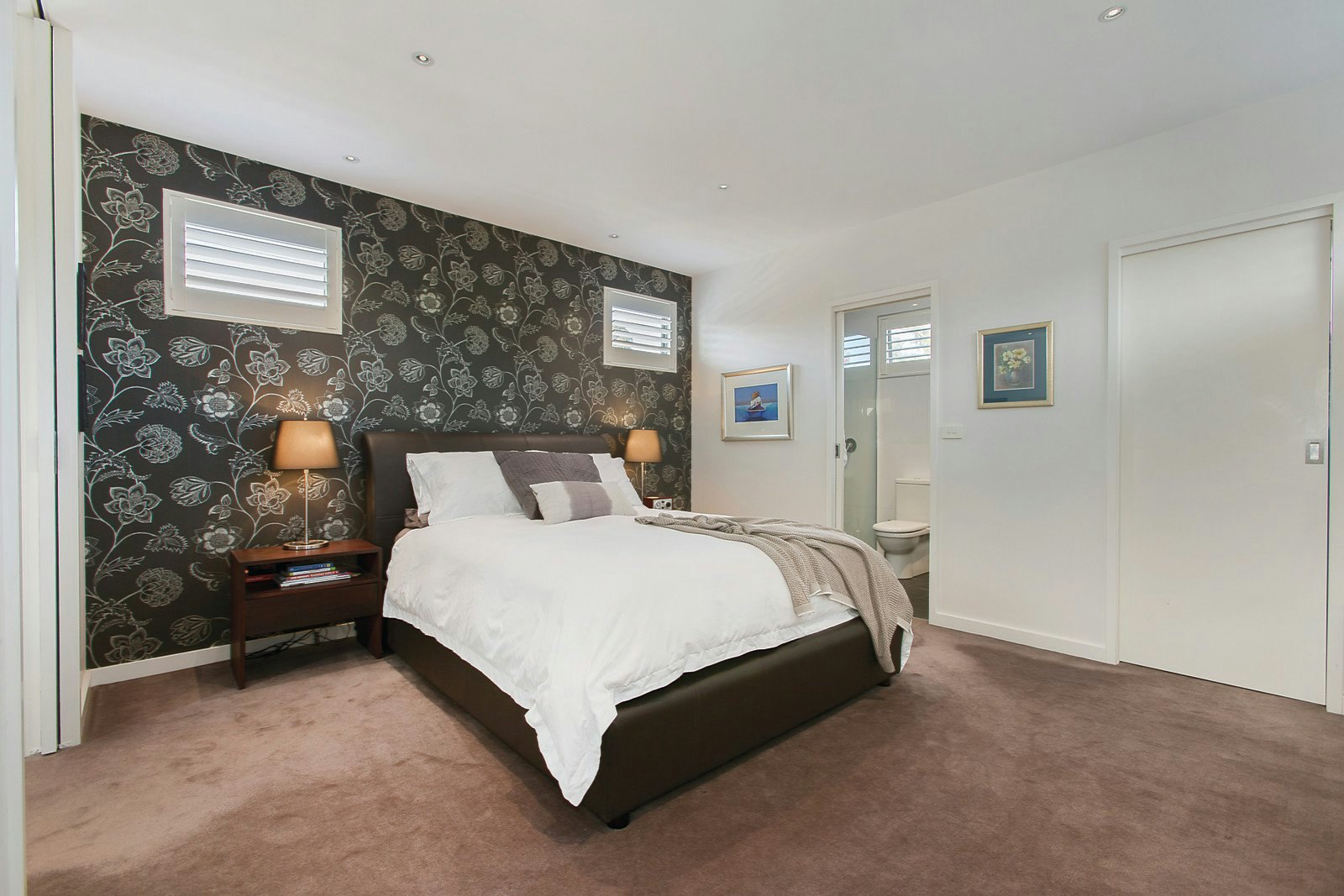 1 O'Shaughnessy Street, Kew, VIC