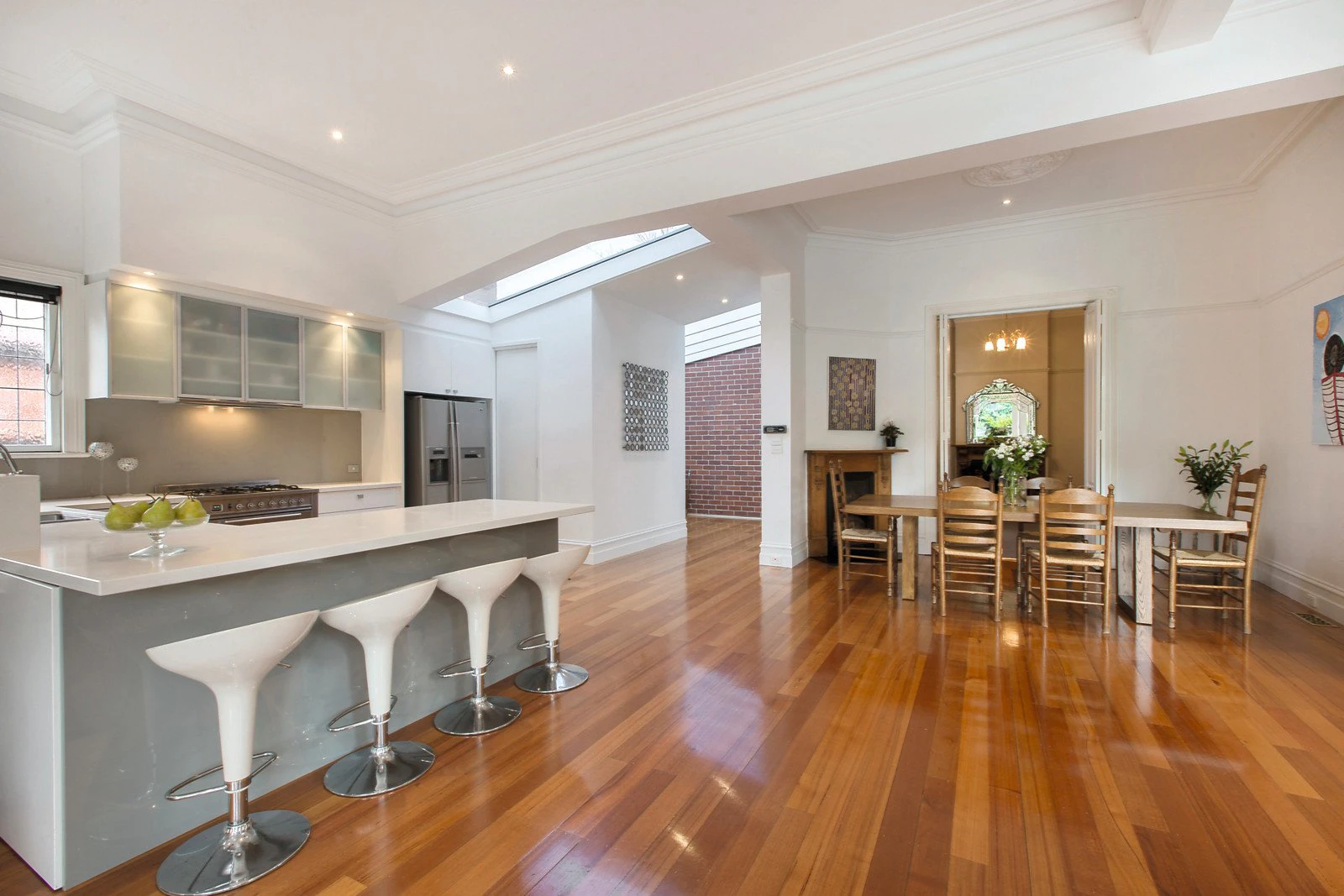 37 Chaucer Crescent, Canterbury, VIC