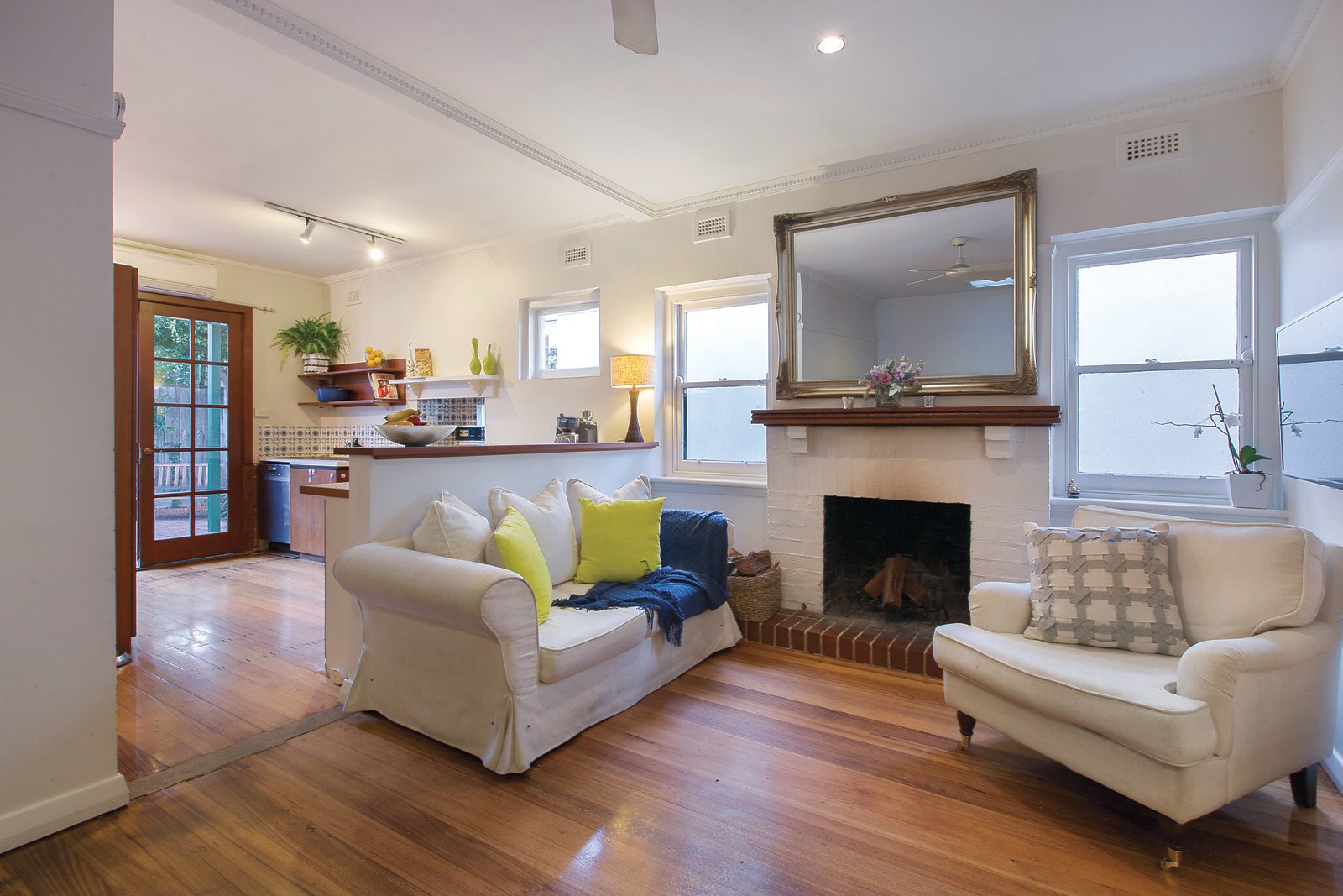 24 Clarke Street, Prahran - Thumbnail 2