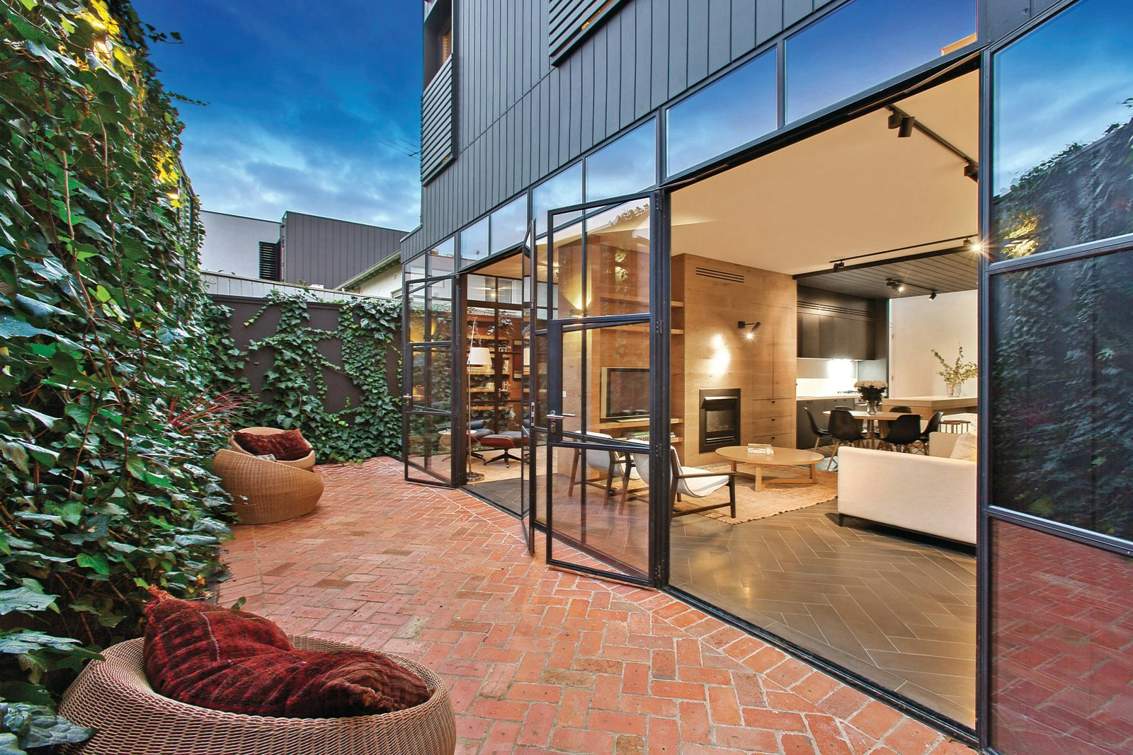 10 Fetherston Street, Armadale, VIC