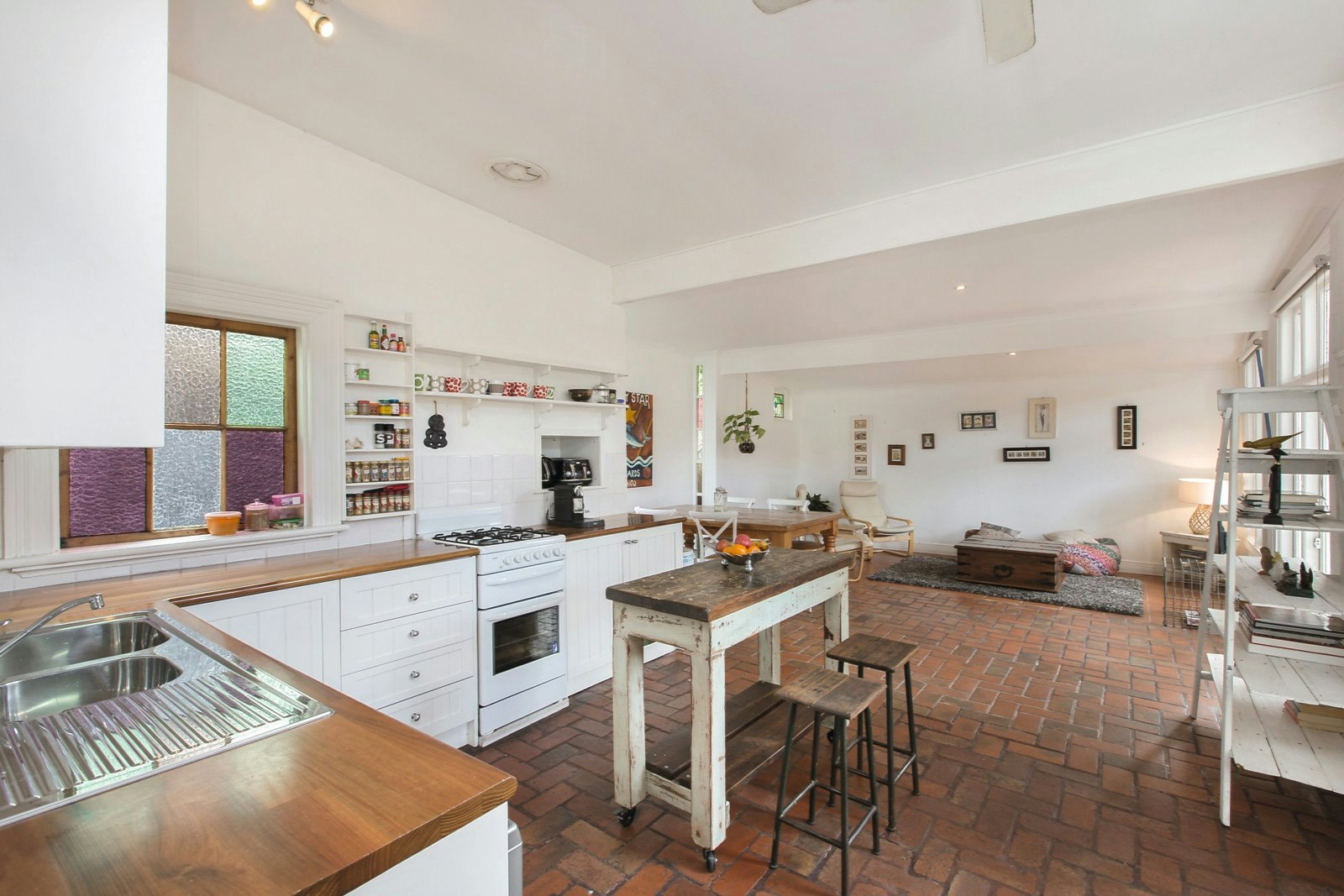 10 & 10A Duke Street, St Kilda, VIC