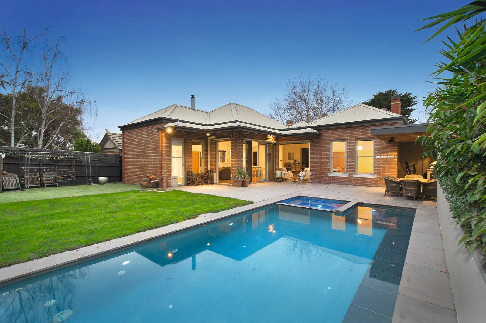 37 Chaucer Crescent, Canterbury, VIC