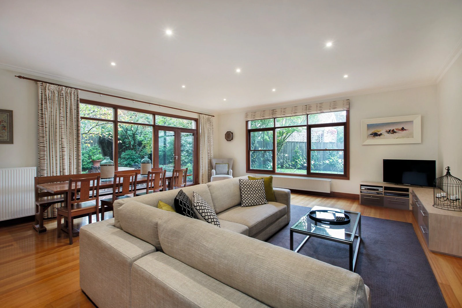 6 Bonville Court, Camberwell, VIC