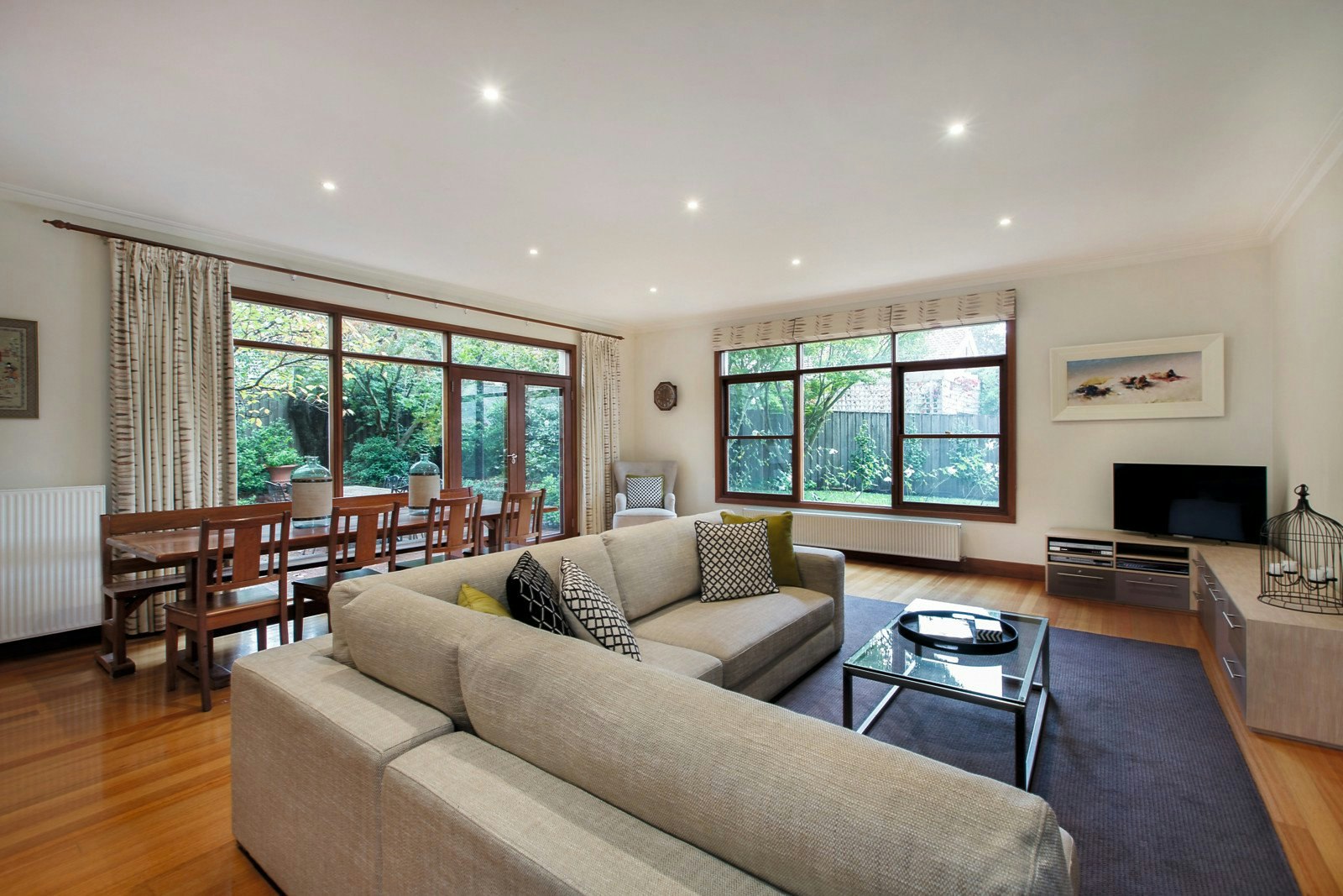 6 Bonville Court, Camberwell, VIC