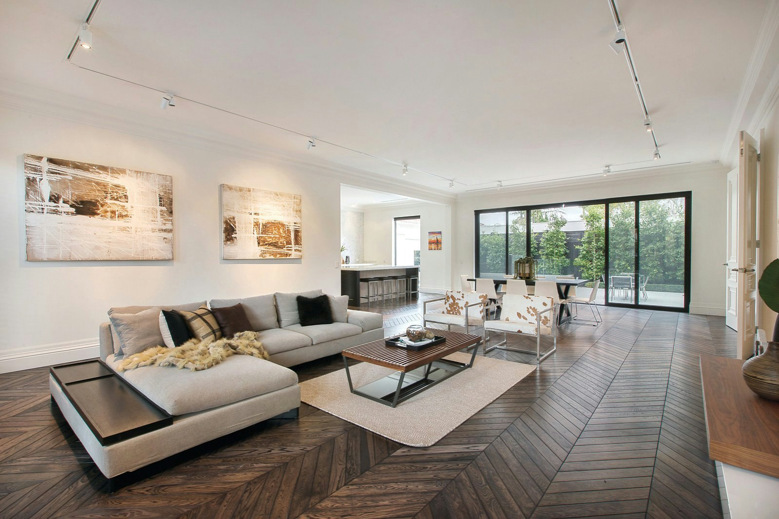 27 Munro Street, Armadale, VIC