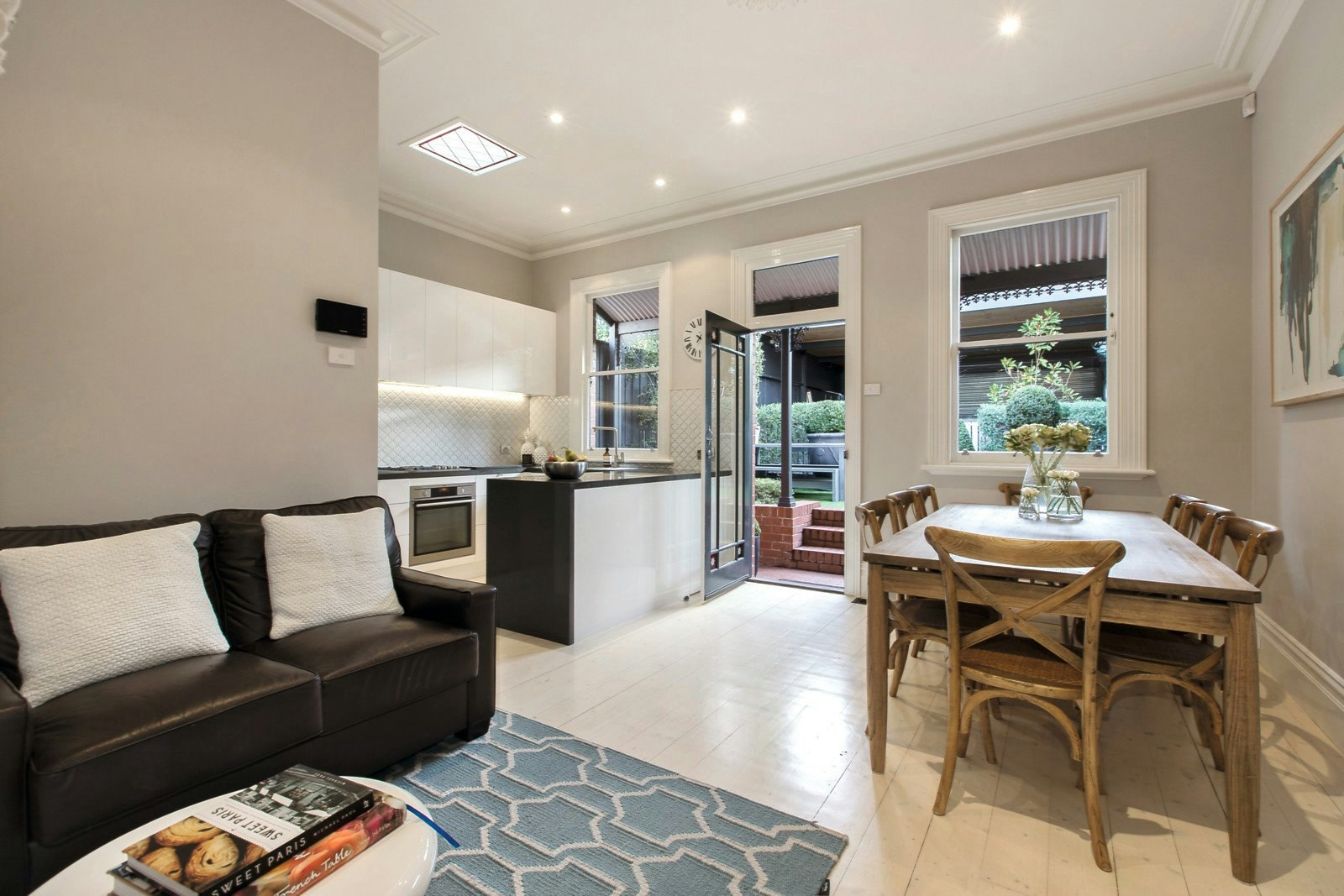 23 Fairbairn Road, Toorak, VIC