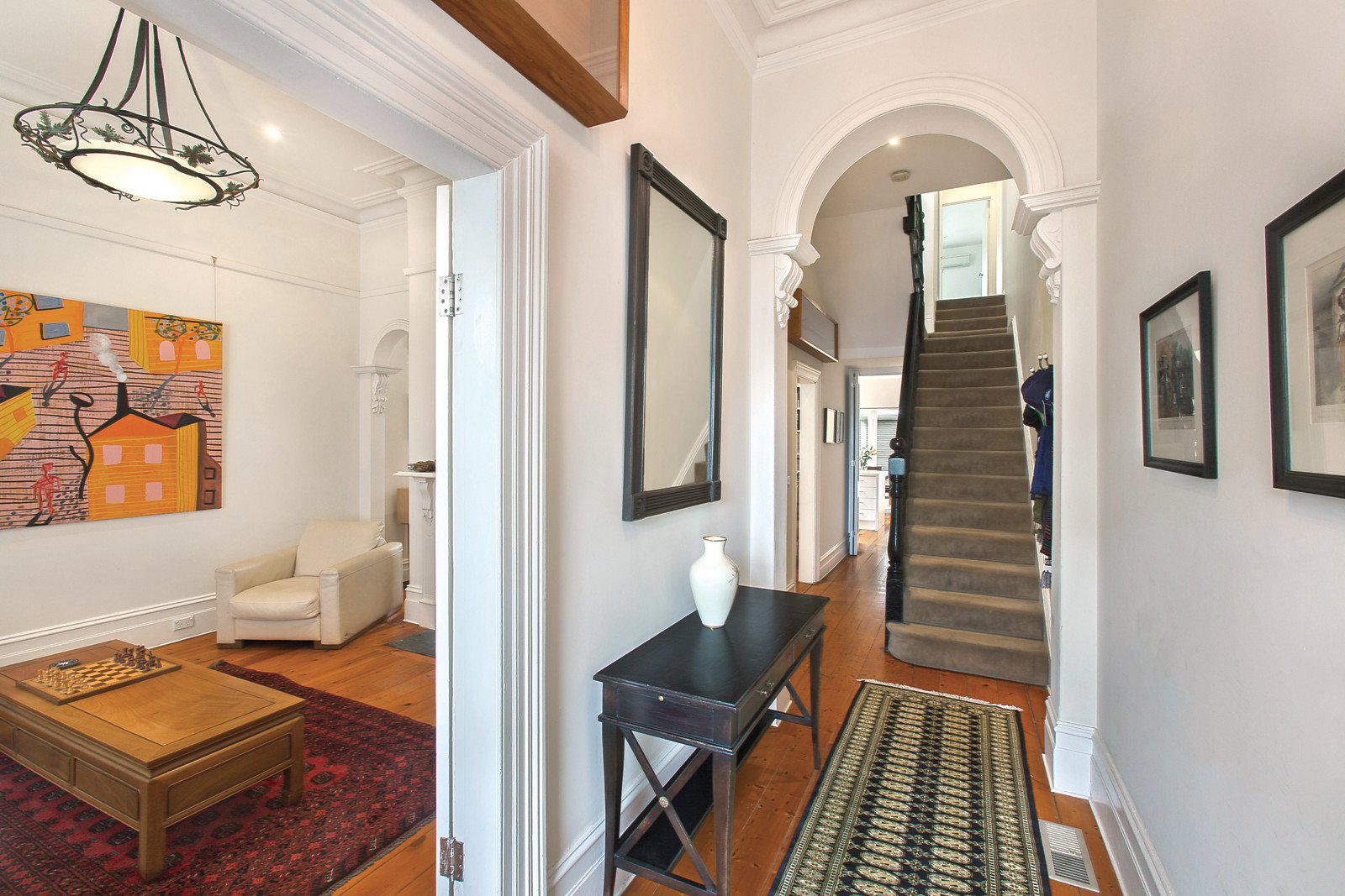 81 Rowena Parade, Richmond - Thumbnail 3