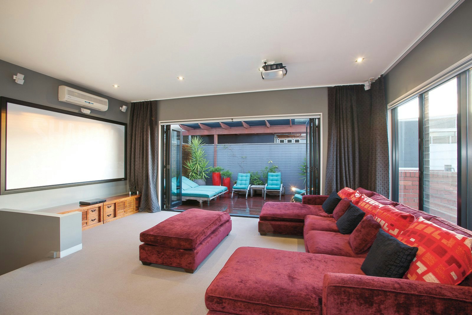 12 Hotham Street, South Melbourne, VIC