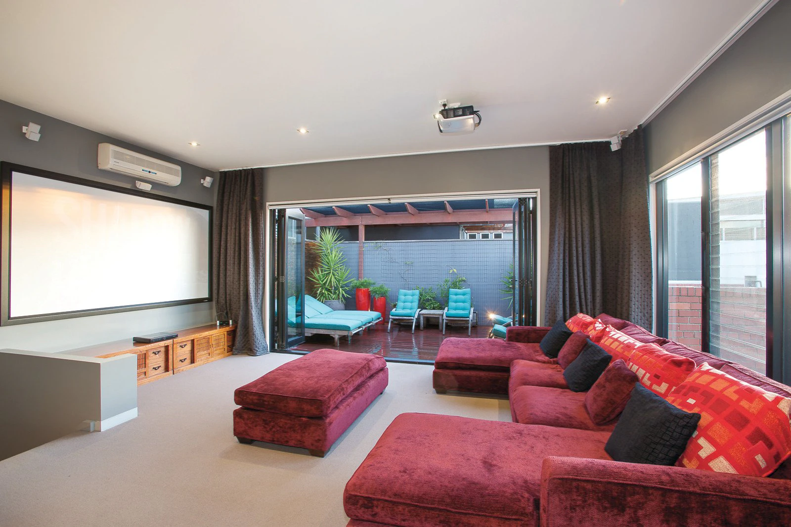 12 Hotham Street, South Melbourne, VIC