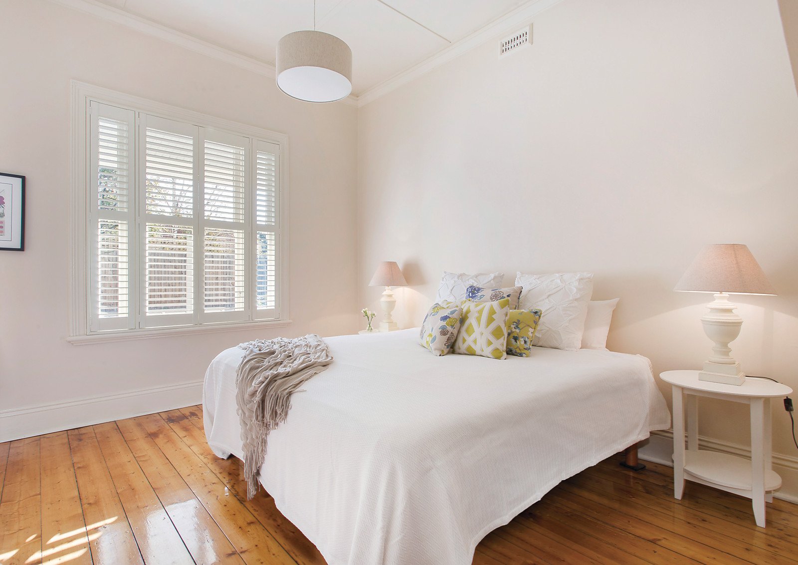 9 Ermington Place, Kew - Thumbnail 4