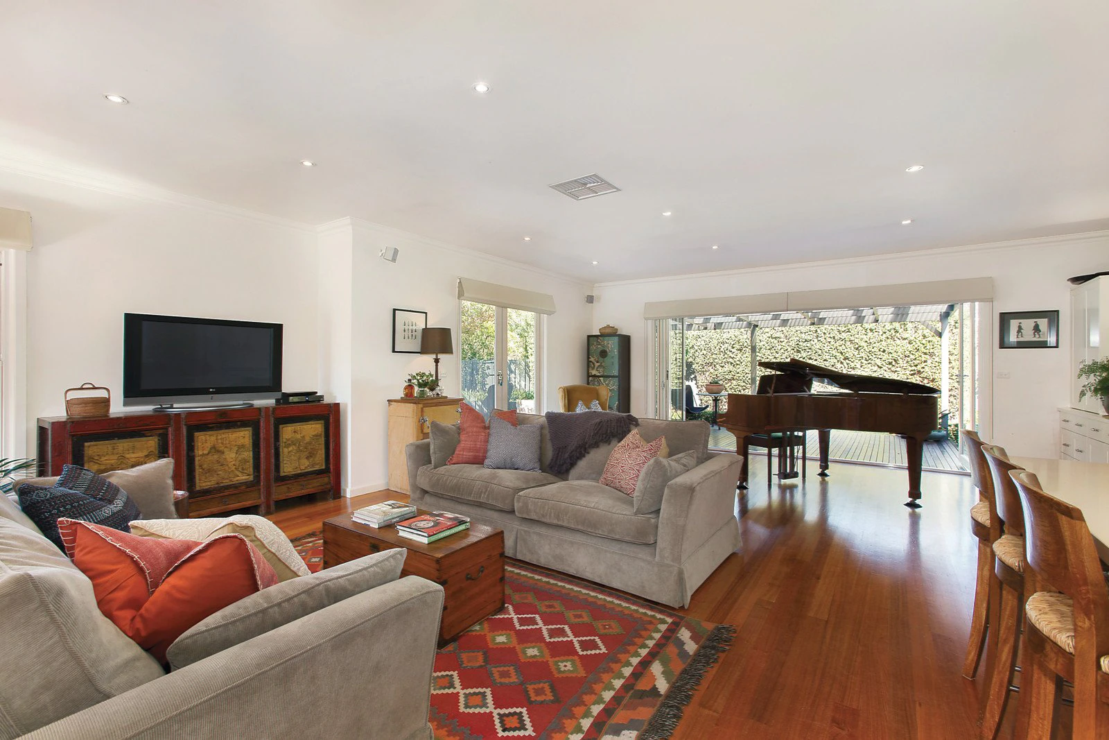 14 Prior Road, Malvern East, VIC